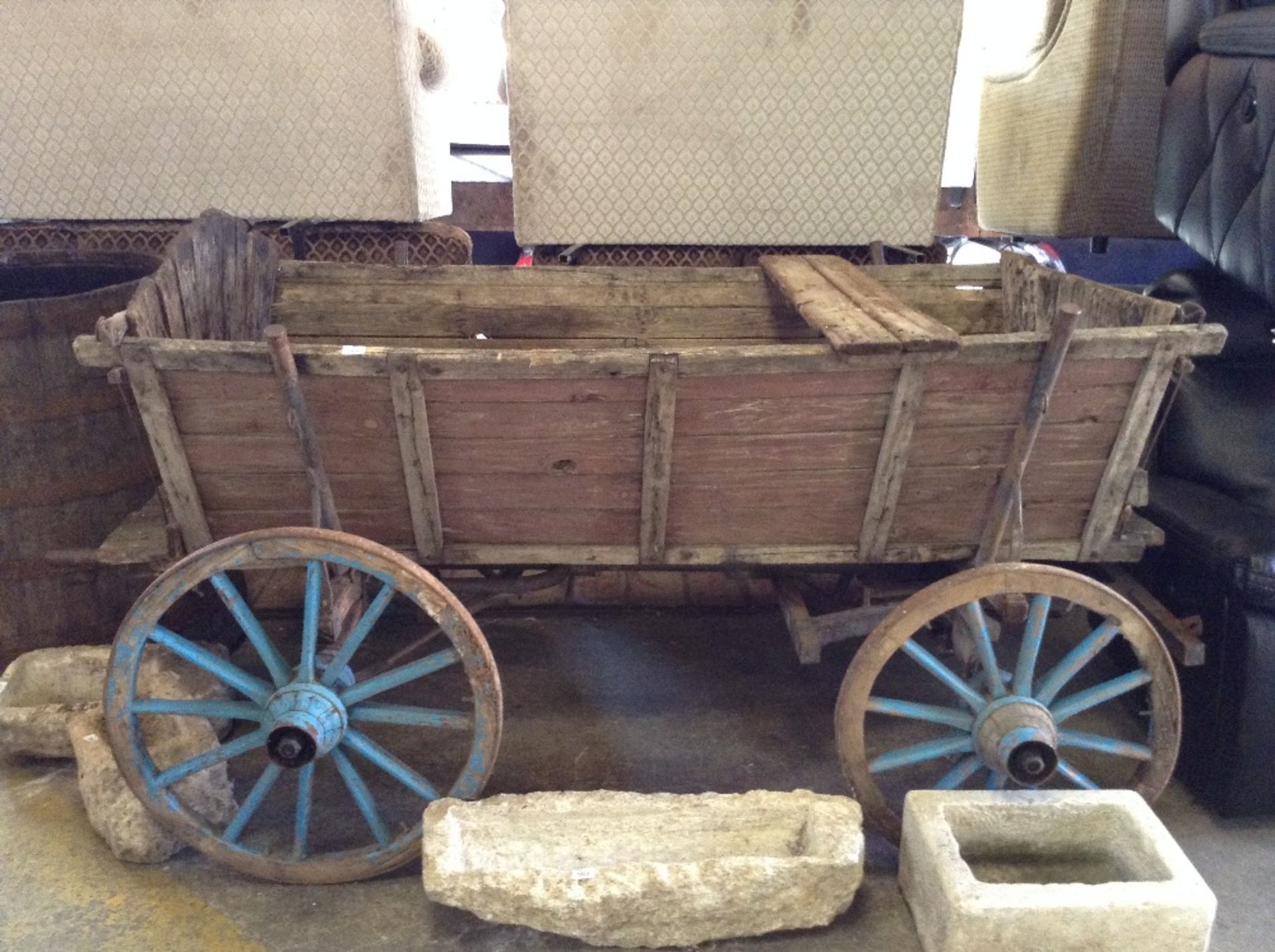 WOODEN CART