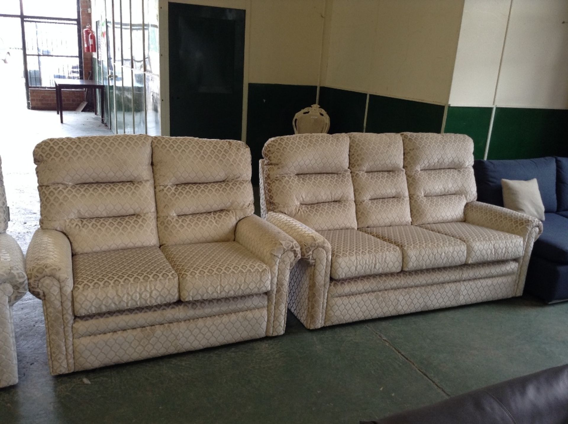 CREAM PATTERNED HIGH BACK 3 SEATER SOFA AND 2 SEAT