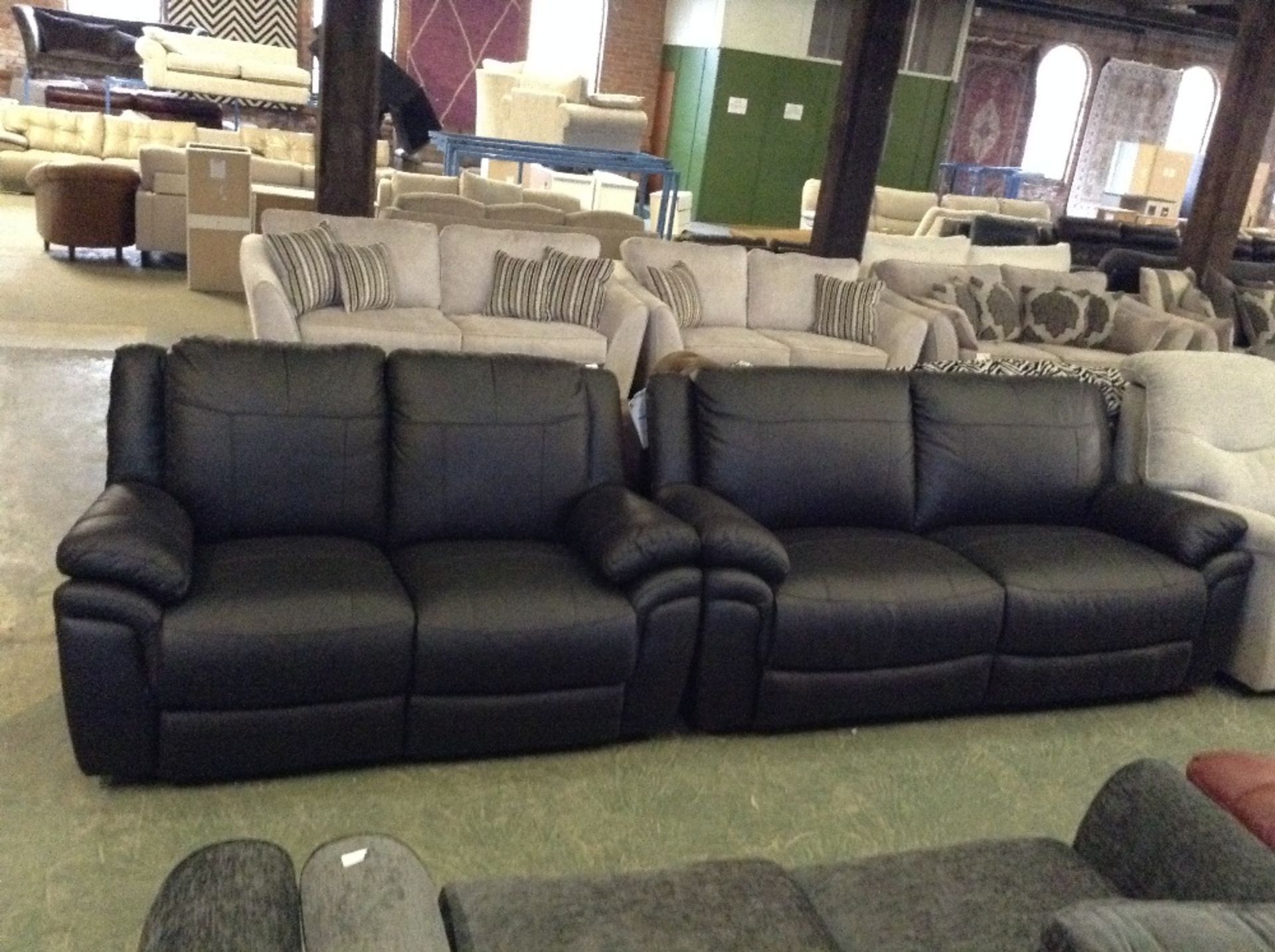 BLACK LEATHER MANUAL RECLINING 2 SEATER SOFA AND F