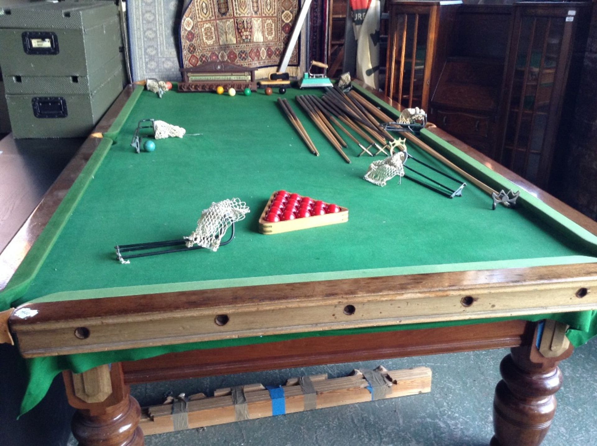 SNOOKER TABLE - 7/8 FULL SIZE (collection only, de