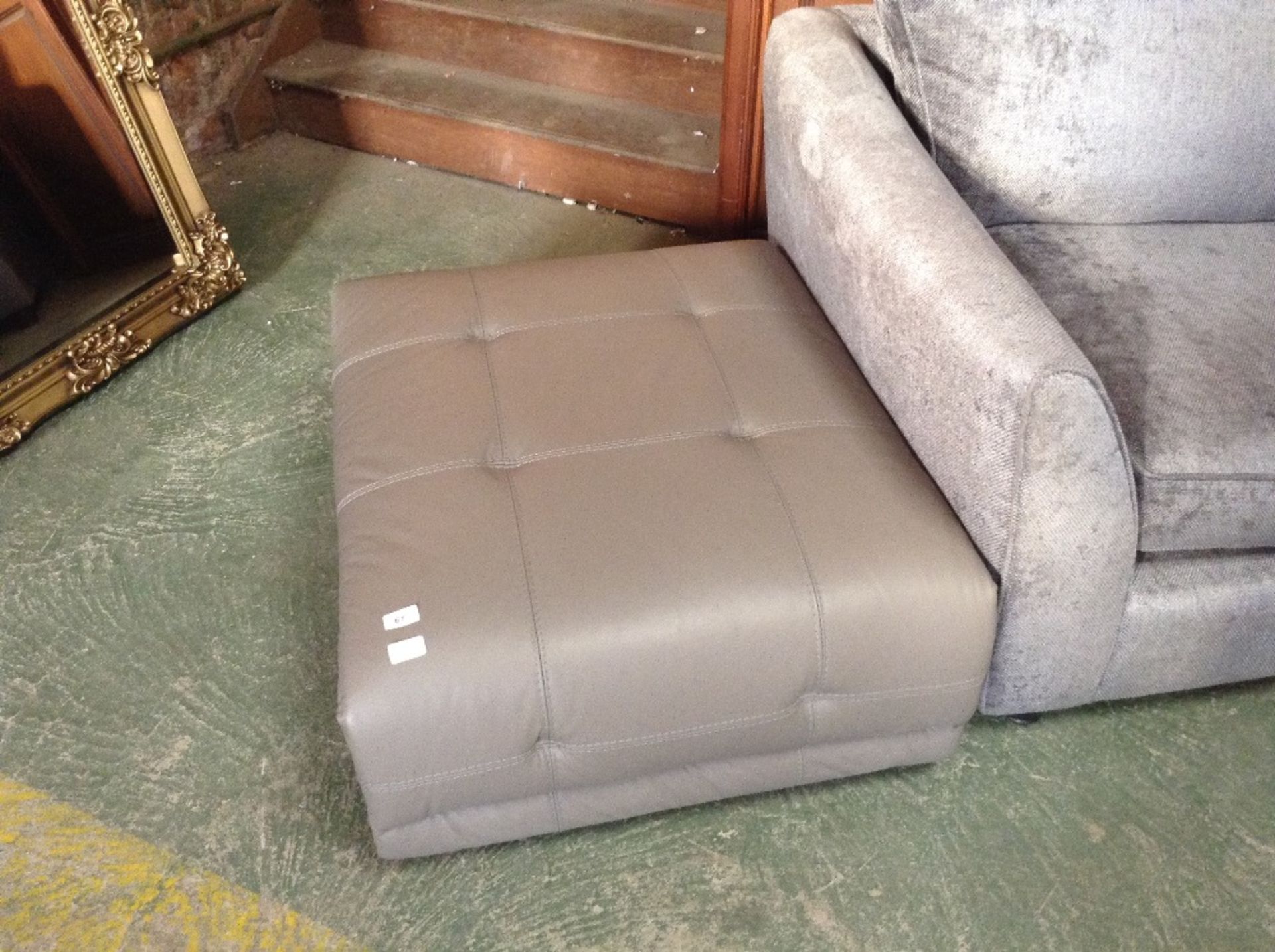 GREY LEATHER FOOTSTOOL (20931-20932)