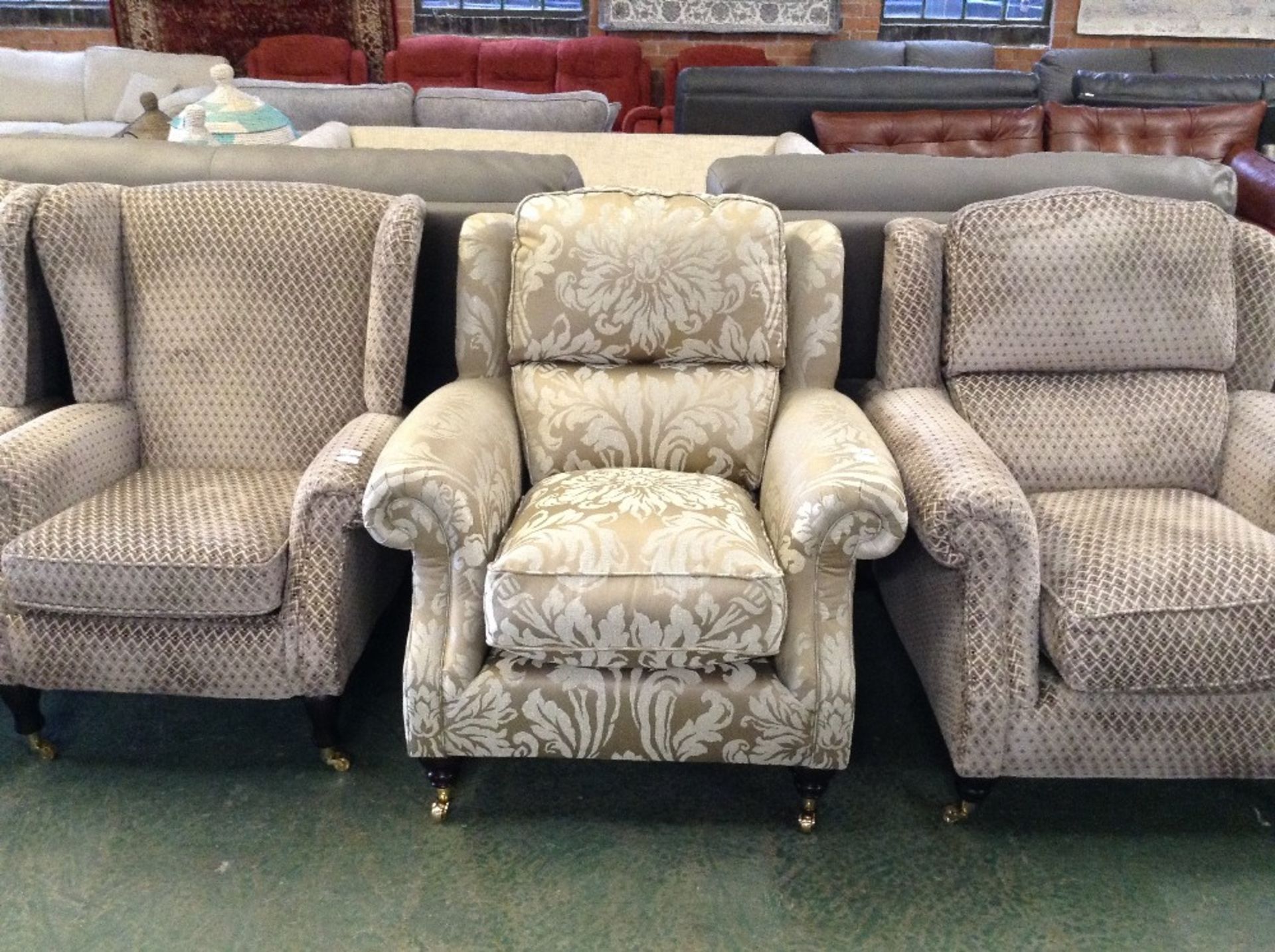 GOLD FLORAL PATTERNED CHAIR (TR000994 WO0004713)