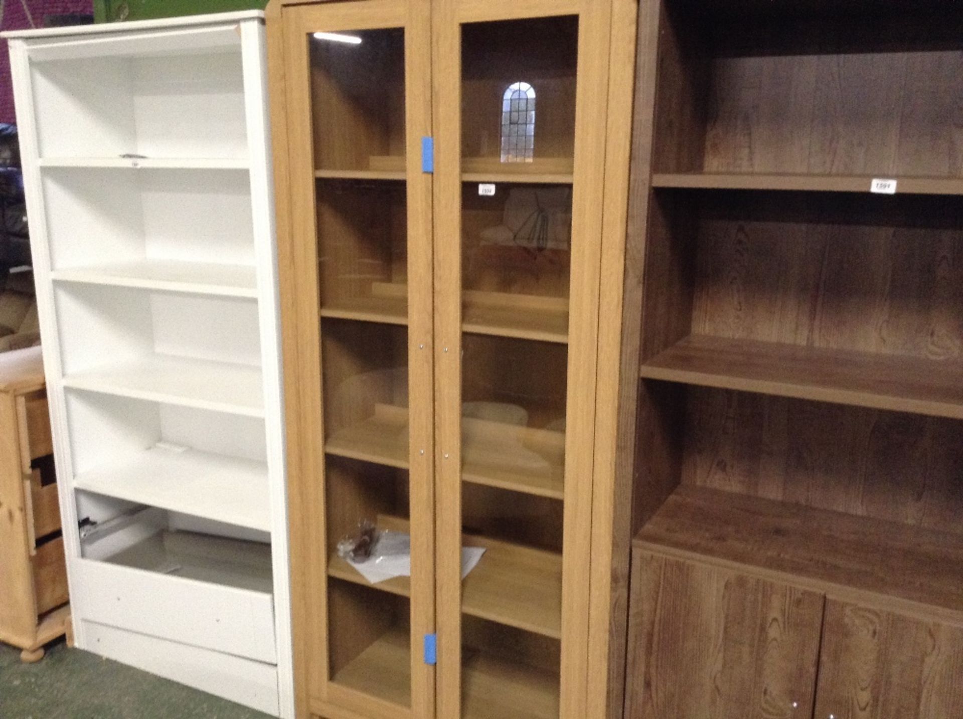 OAK GLASS DISPLAY UNIT (return)