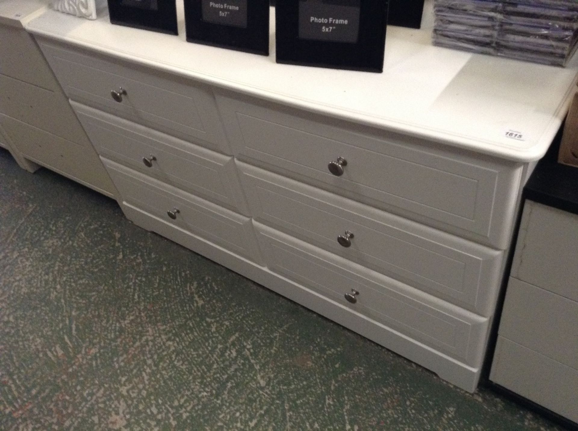 WHITE 6 DRAWER CHEST (return)