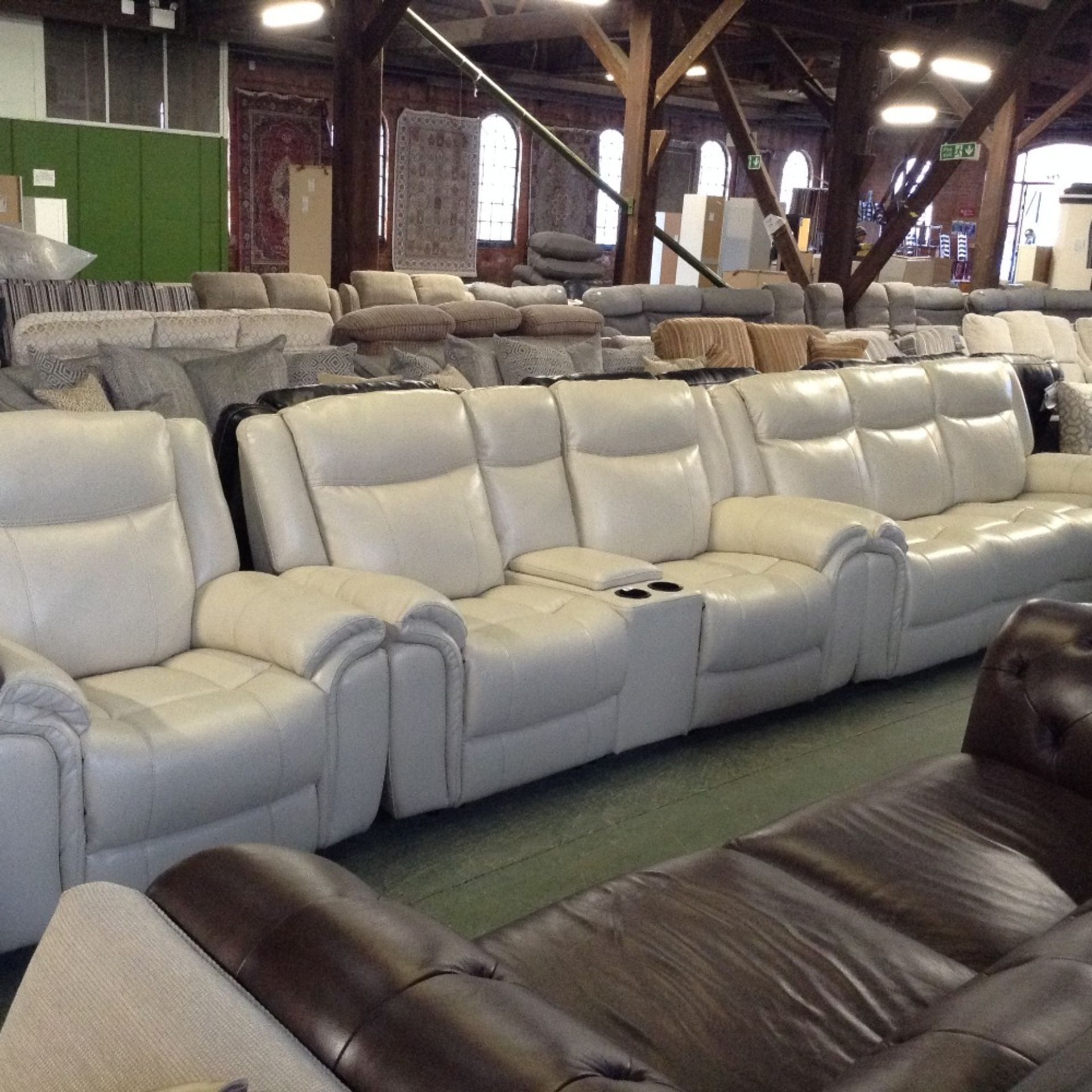 CREAM ENDURANCE LEATHER ELECTRIC RECLINING 3 SEATE