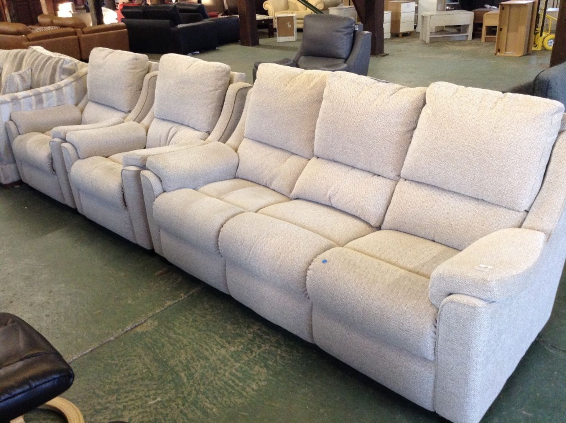BISCUIT HIGH BACK 3 SEATER SOFA AND 2 X CHAIRS (TR