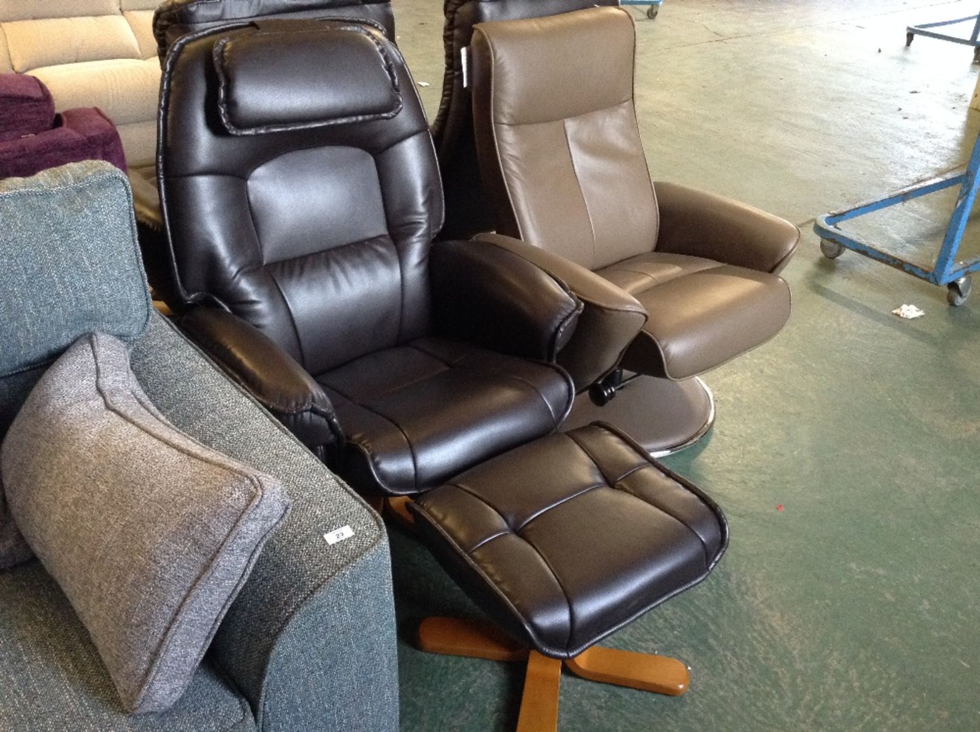 AVANTI BROWN LEATHER CHAIR AND FOOT STOOL