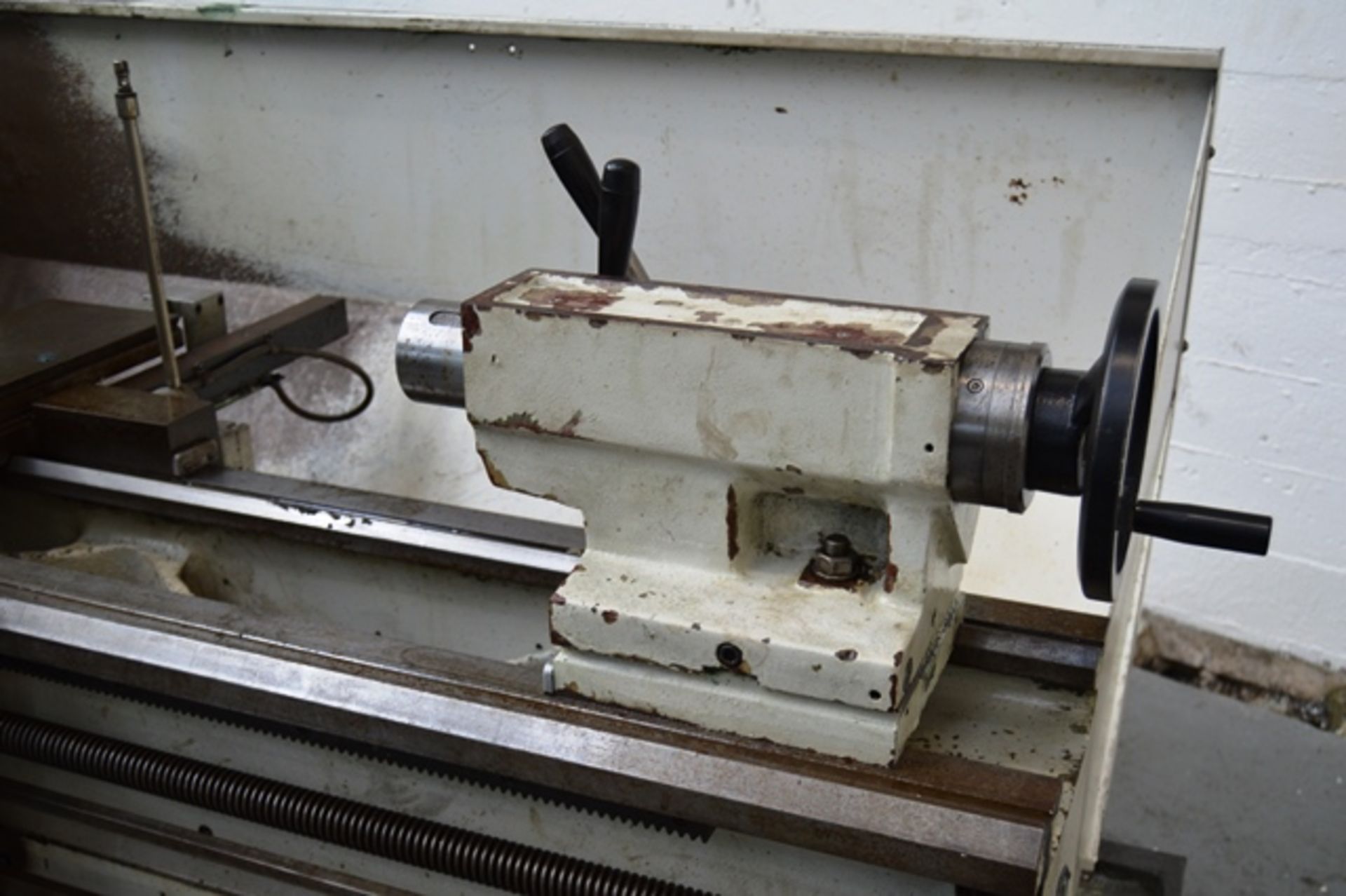 Colchester Triumph VS2500 x 50" Gap Bed Lathe - Image 6 of 8