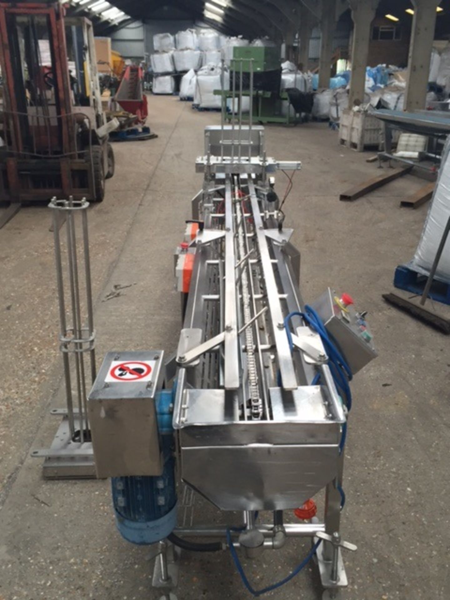 WIN YARD TRAY/POT CONVEYOR WITH TWO DENESTERS SINGLE PHASE VARIABLE SPEED