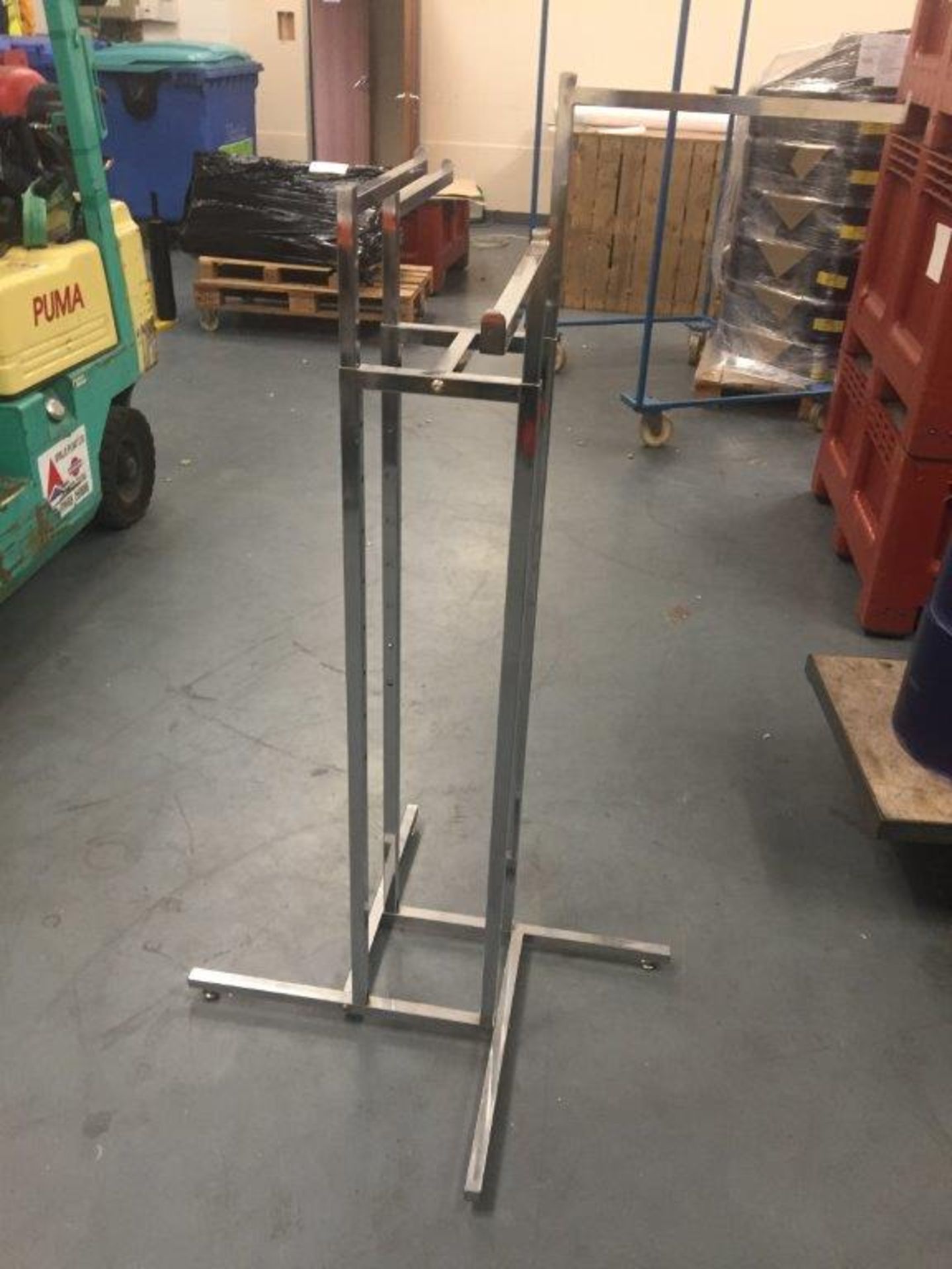 6 CHROME 4 WAY CLOTH STANDS - Image 2 of 2
