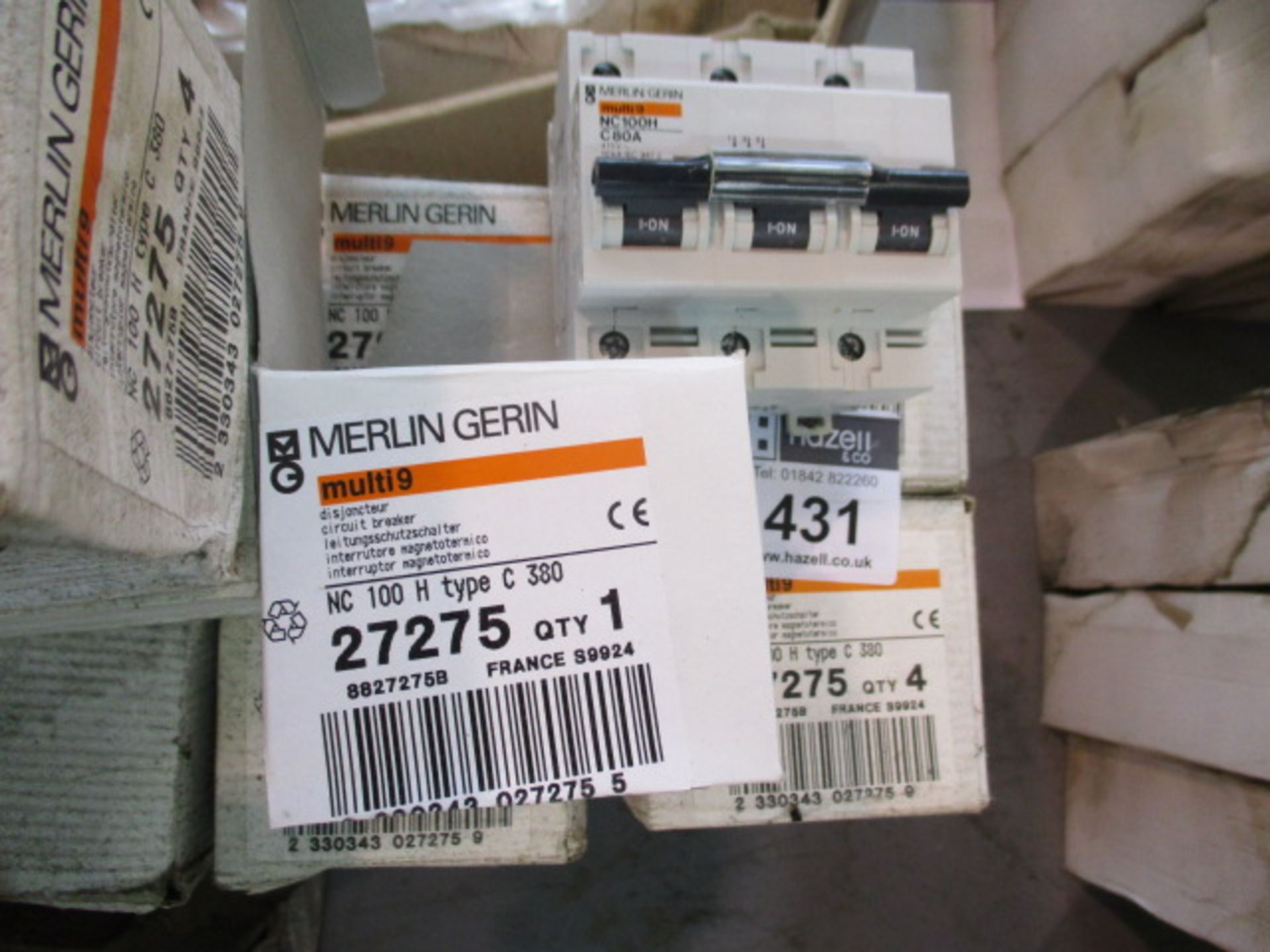 40 X MERLIN GERIN 27275