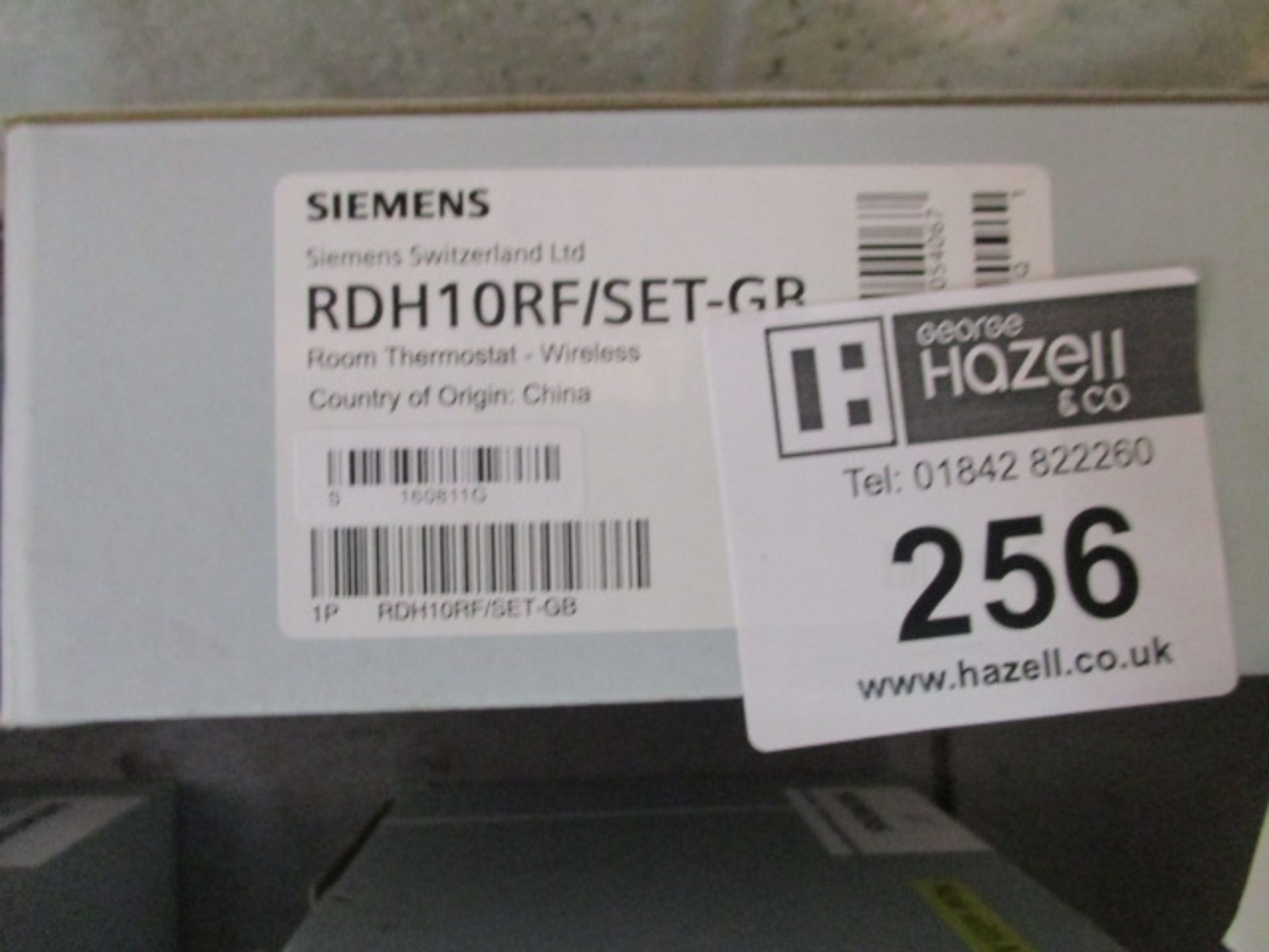 1 X SIEMENS WIRELESS THERMOSTAT