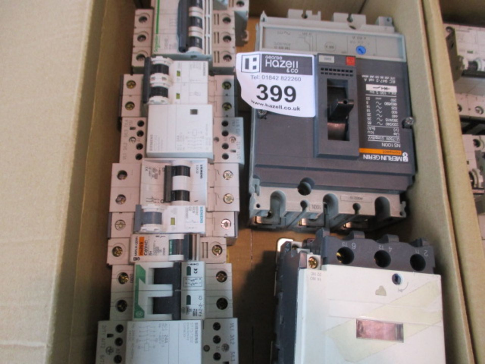 BOX OF MIXED MCB AND CONTACTORS