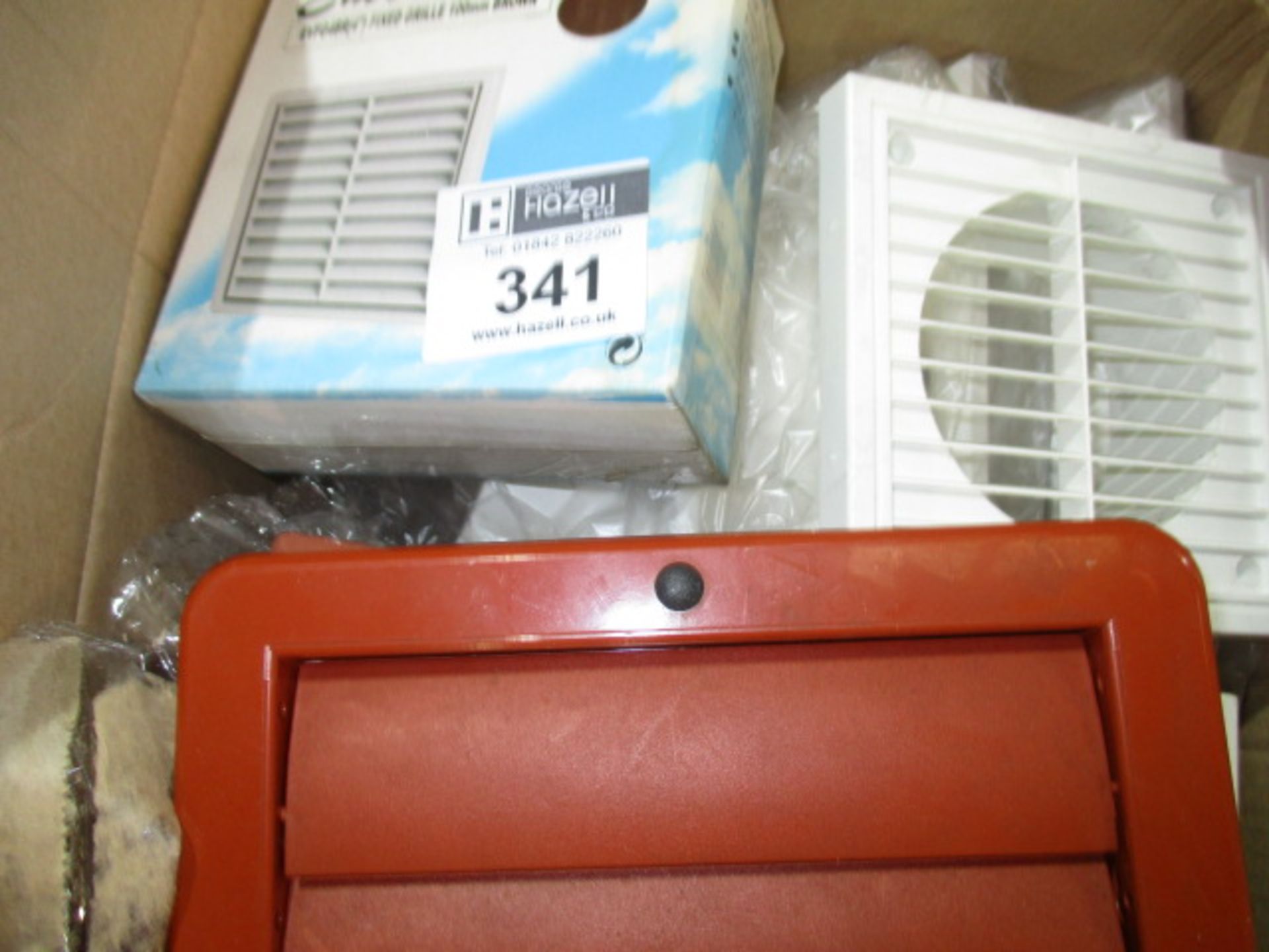 BOX OF MIXED FAN GRILLS