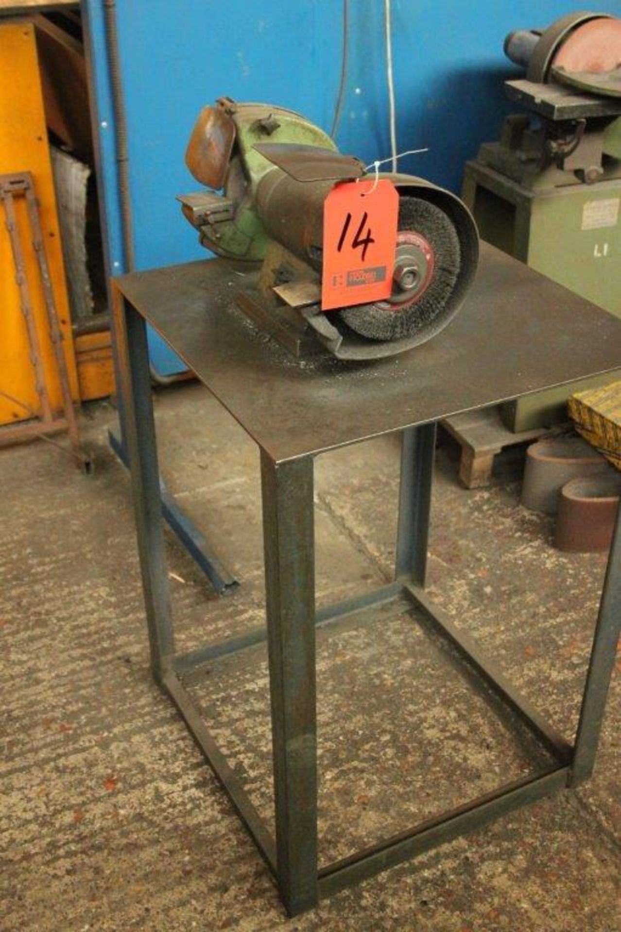 DOUBLE GRINDER/BRUSH C/W STAND 240V