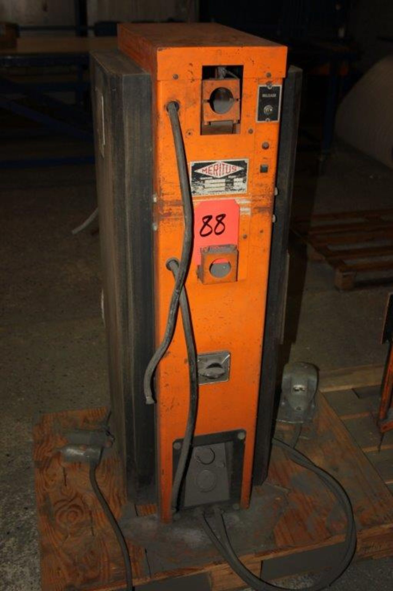 MERITUS 20KVA SPOT WELDER (NO SOLINOID ARMS)