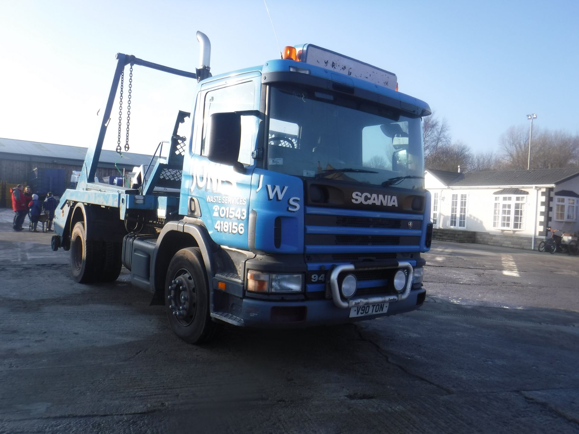 2000 scania 94d 18 ton skip loader manual 812539km v5 here very good runner