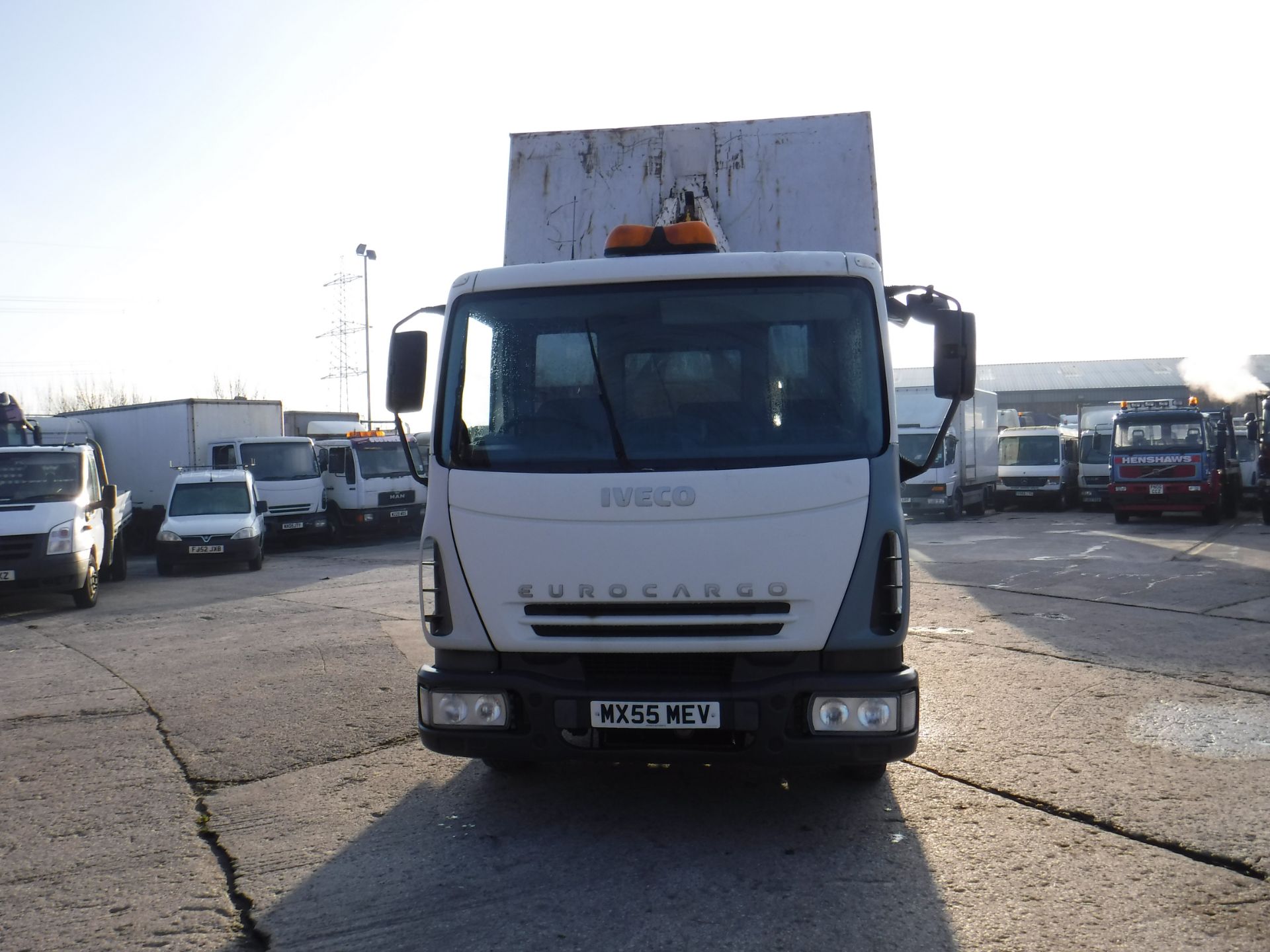 euro cargo 7500kg drive on car licence hooklift lorry 75e17 282550km very good runner - Image 2 of 7
