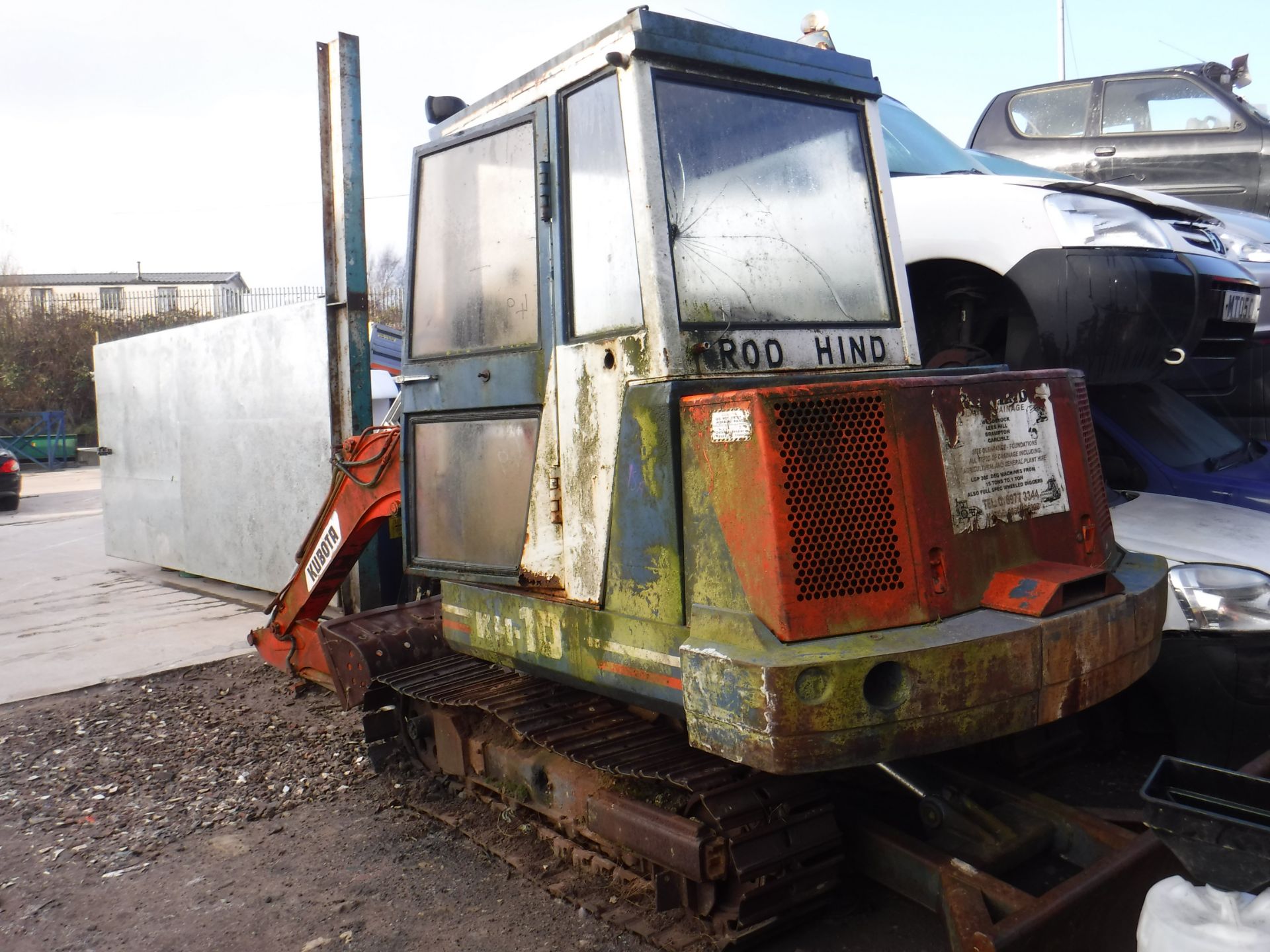 kubota mini digger on tracks no engine spares and repairs only - Image 3 of 3