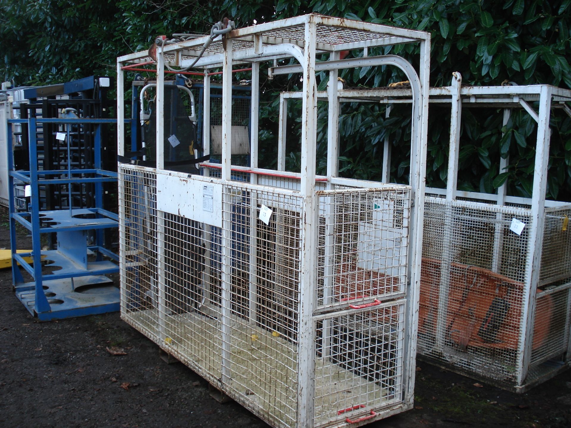 Craneable Stretcher Safety Cage