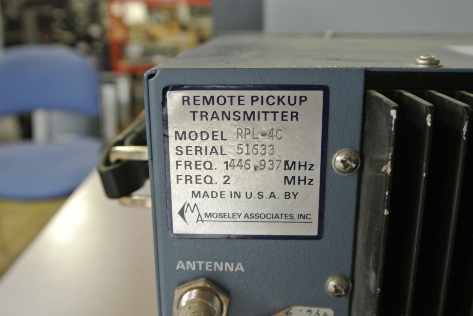 2 x Moseley Associates Inc. Remote Pickup Transmitter RPL 4C - Vintage Broadcast Transmitters - Image 6 of 6