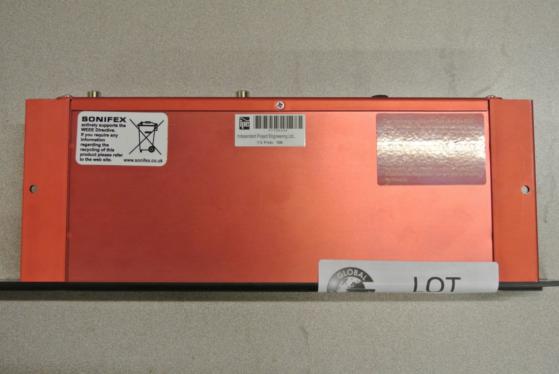 SONIFEX RedBox RB-UL2 PRO-INTERFACE Unbalanced to balanced, dual stereo - 1U 19' Rack Mount - Bild 2 aus 6