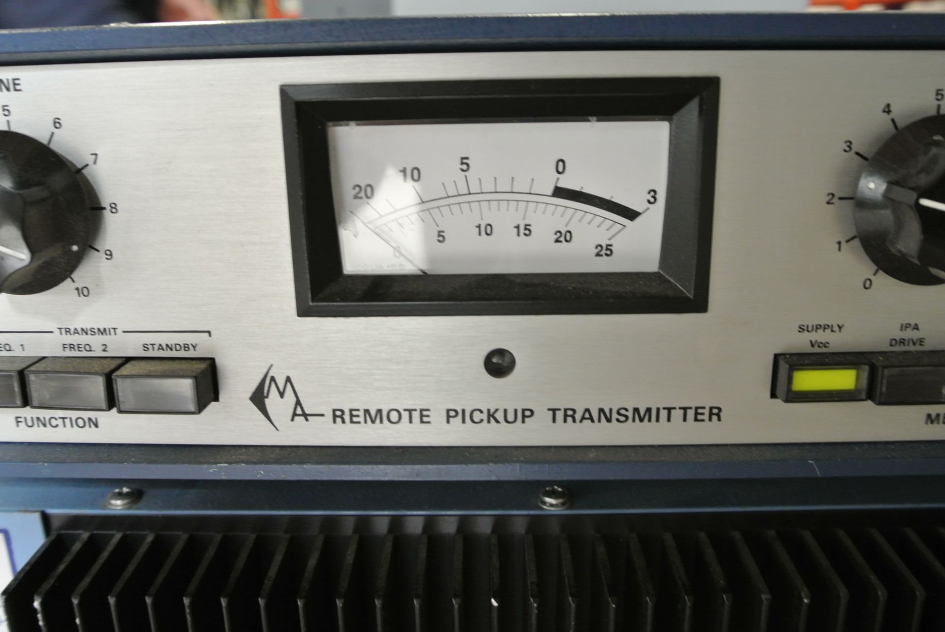 2 x Moseley Associates Inc. Remote Pickup Transmitter RPL 4C - Vintage Broadcast Transmitters - Image 3 of 6
