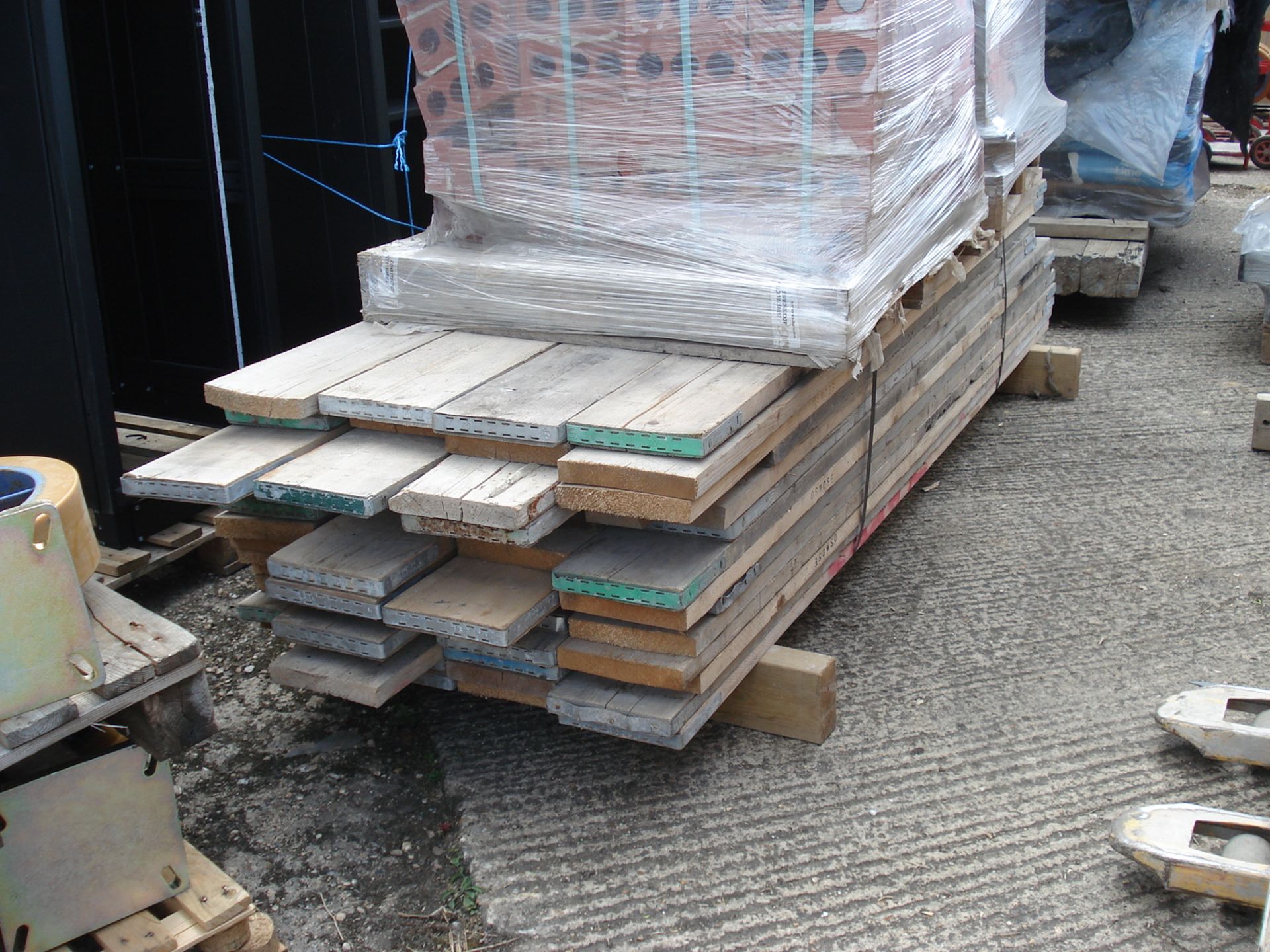 5 Stacks of Mixed Scaffold Boards - Image 3 of 3