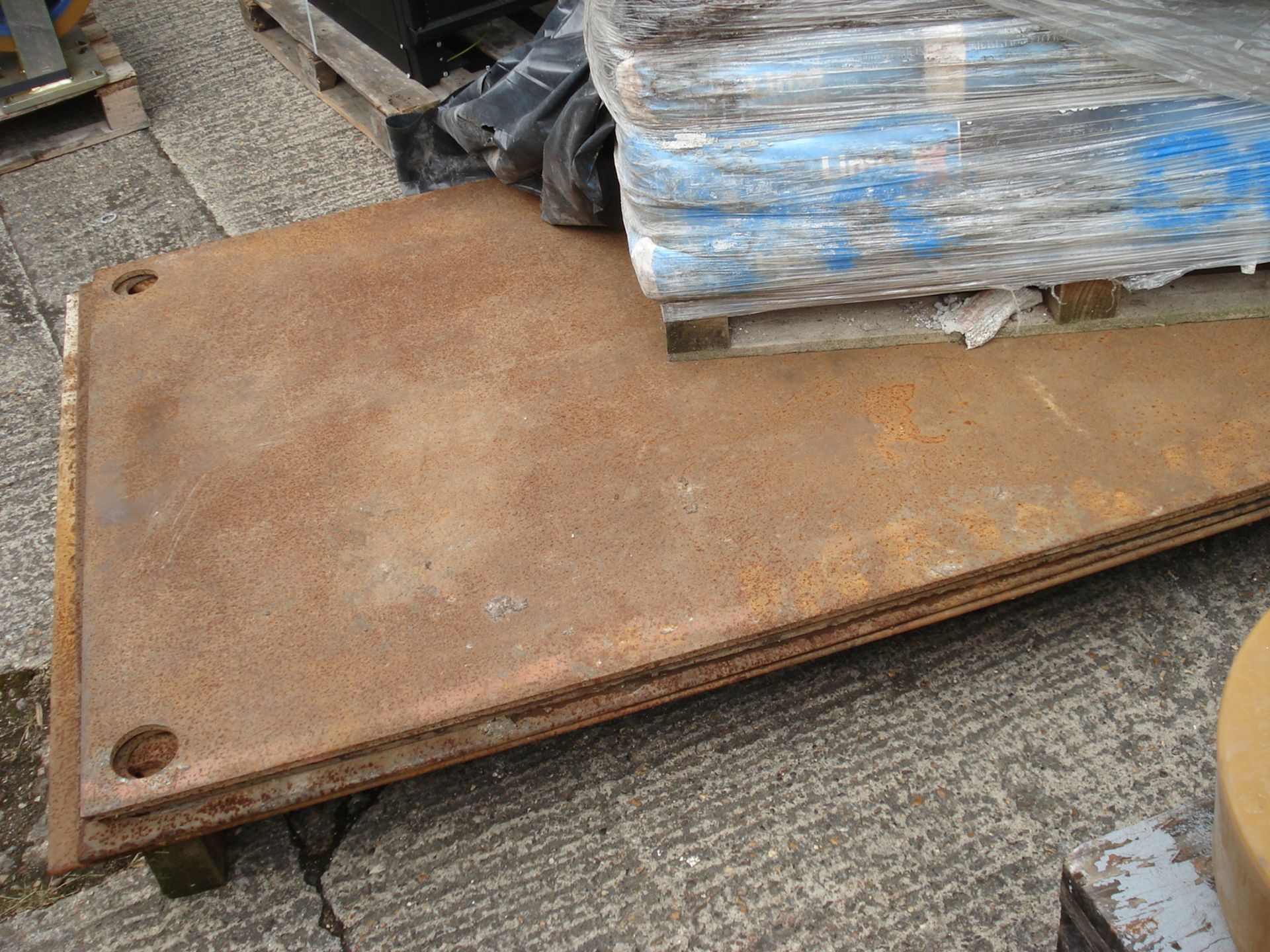 4 x Steel Road Plates - 8ft x 4ft x 1cm - Image 2 of 3