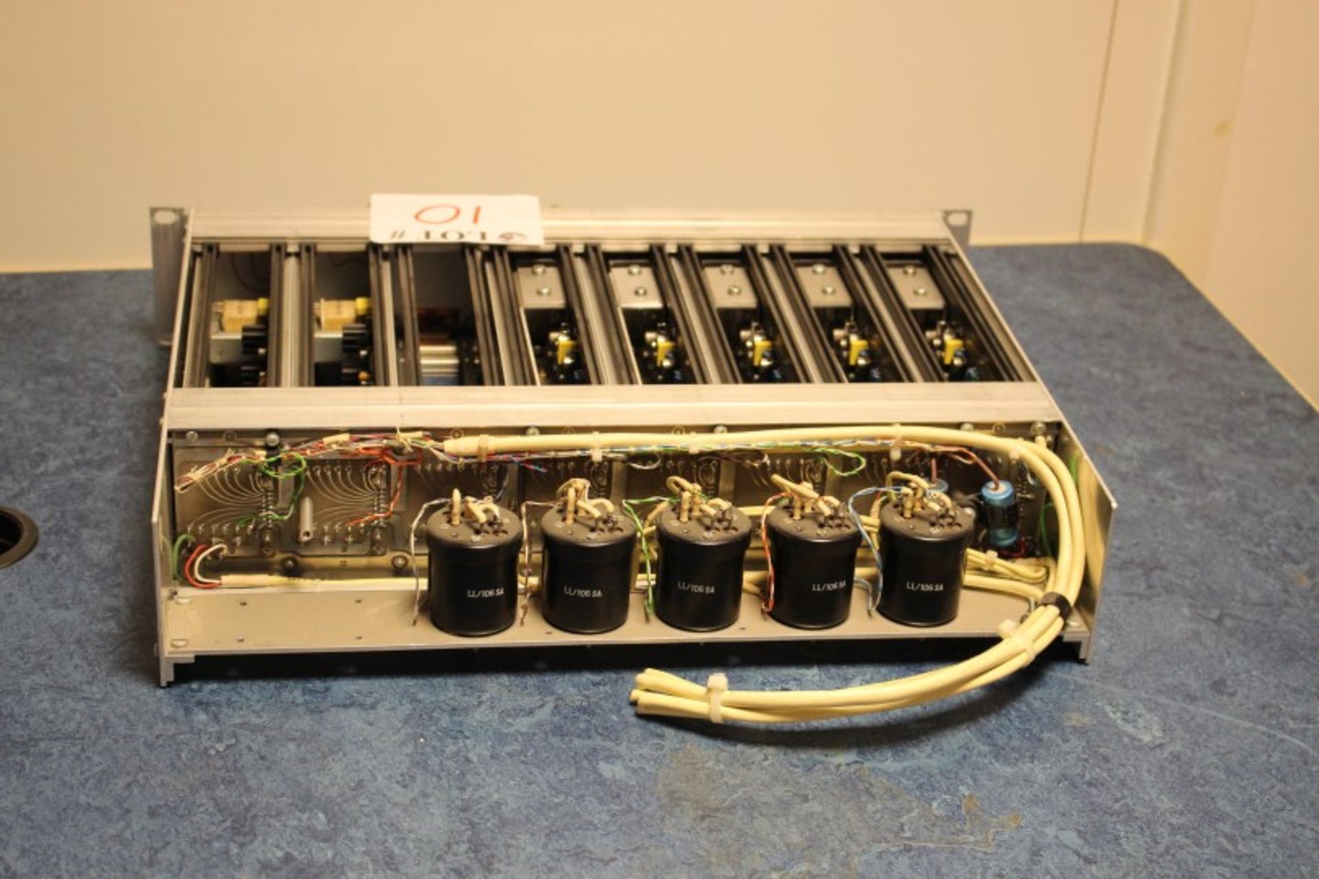 BBC Made Vintage Radio Broadcasting Amp Panel - With 5 x AM5/23 G.P Amplifier Modules & 2 x AM7/12 - Image 2 of 2