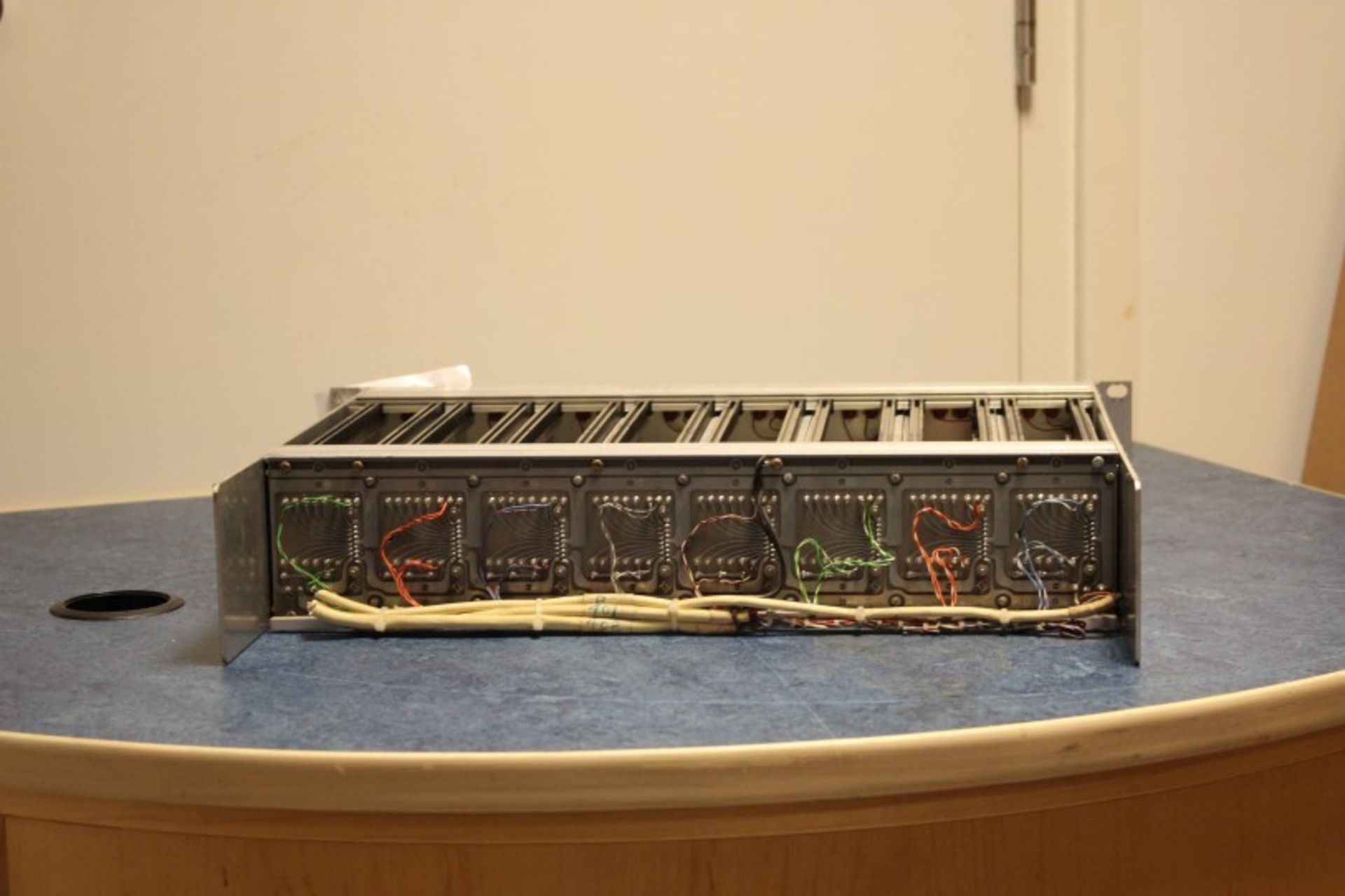 BBC Made Vintage Radio Broadcasting Amp Panel - With 8 x AM7/11 Line Sending Amp Module - Image 2 of 2