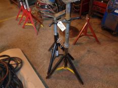 2 x adjustable welding stands