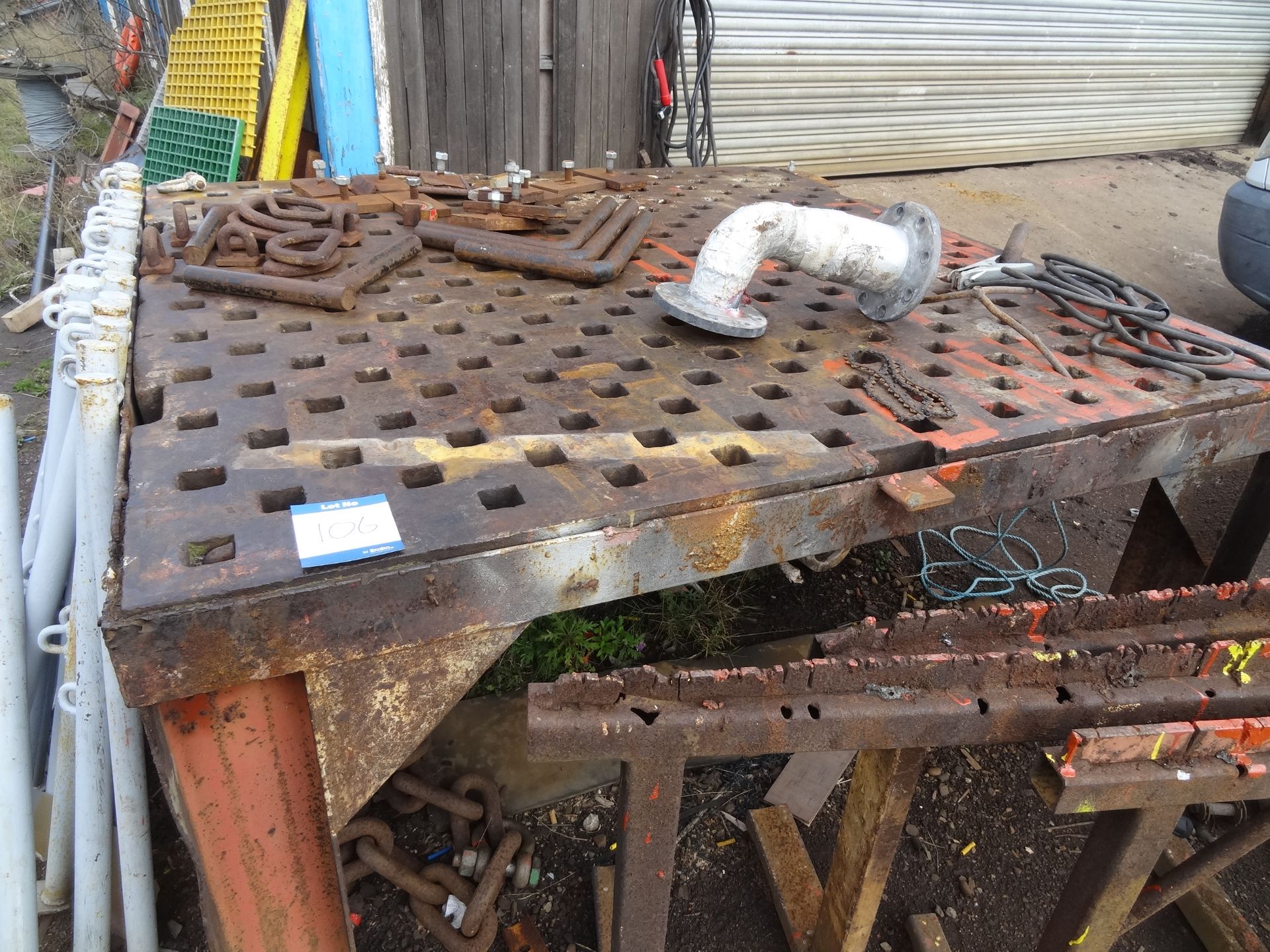 Cast steel welders table, 6' x 6' x 3' (Lift out charge £10 plus VAT)