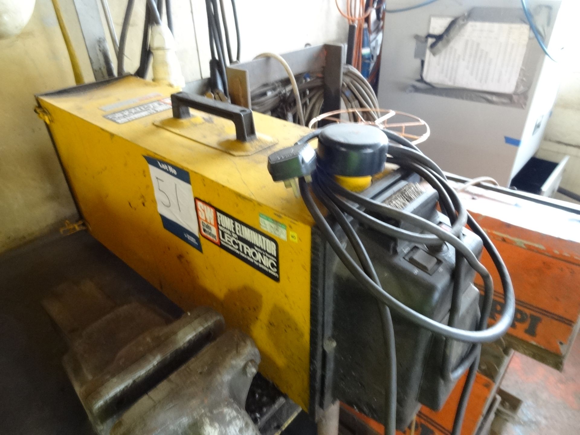 Stubs 831 welding portable electronic fume eliminator (Lift out charge £5 plus VAT)
