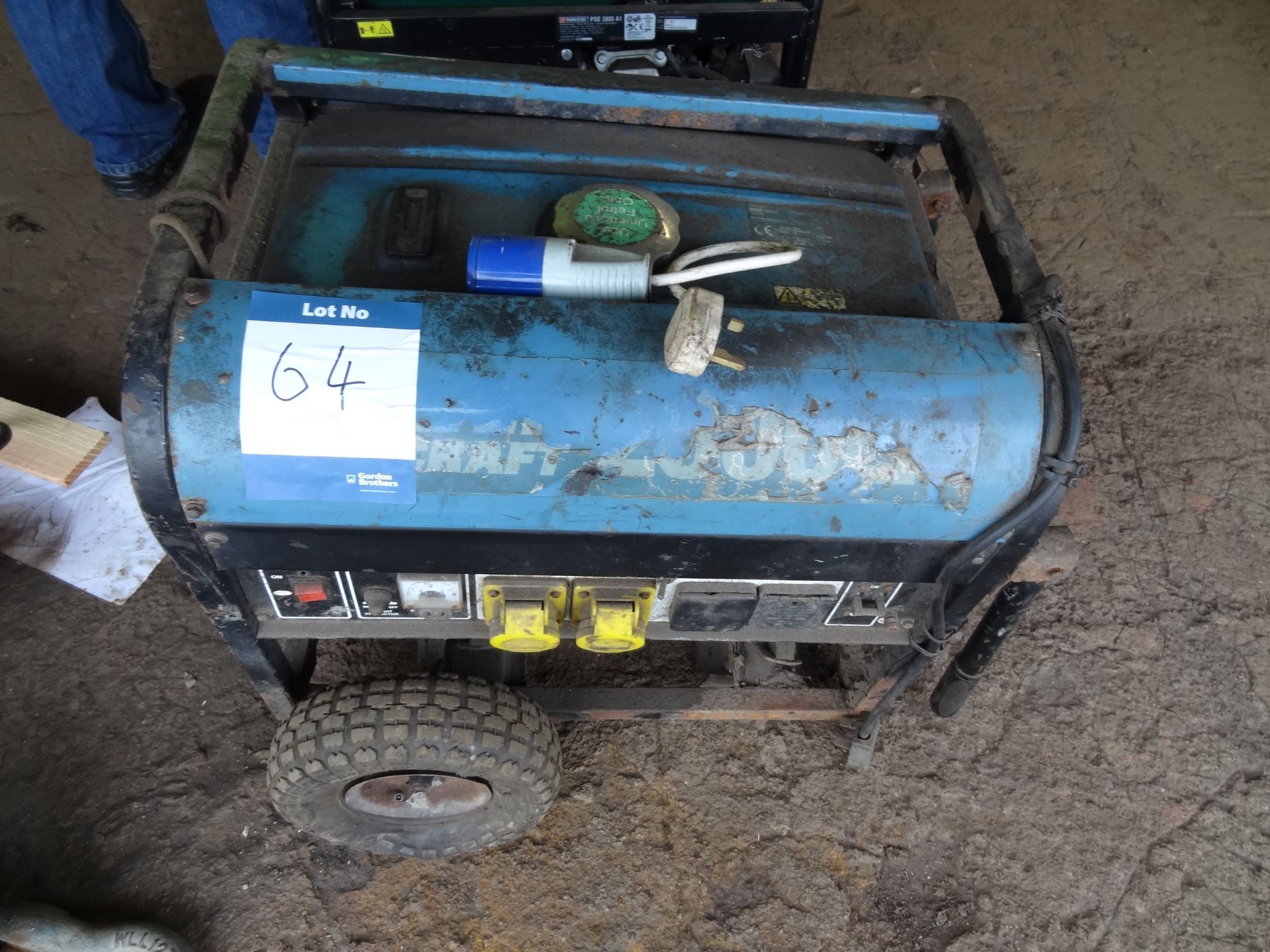 Craft 110v petrol powered portable generator (Lift out charge £5 plus VAT)