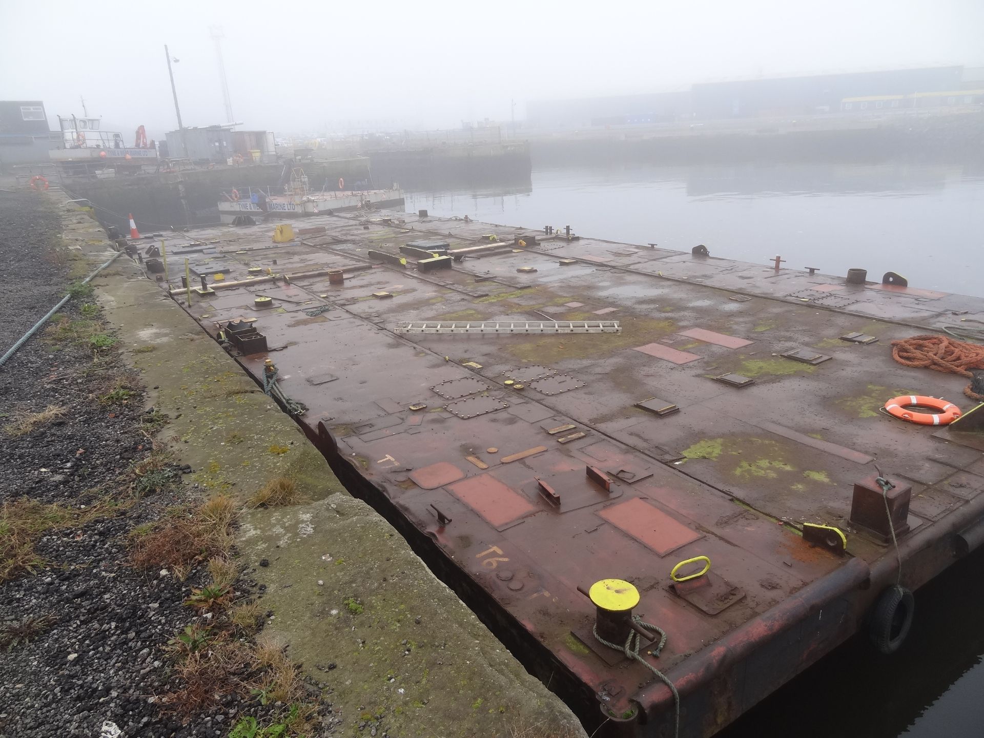30m x 12m steel floatation pontoon, used as floating drydock, 350 ton max capacity. Buyer to - Image 3 of 3