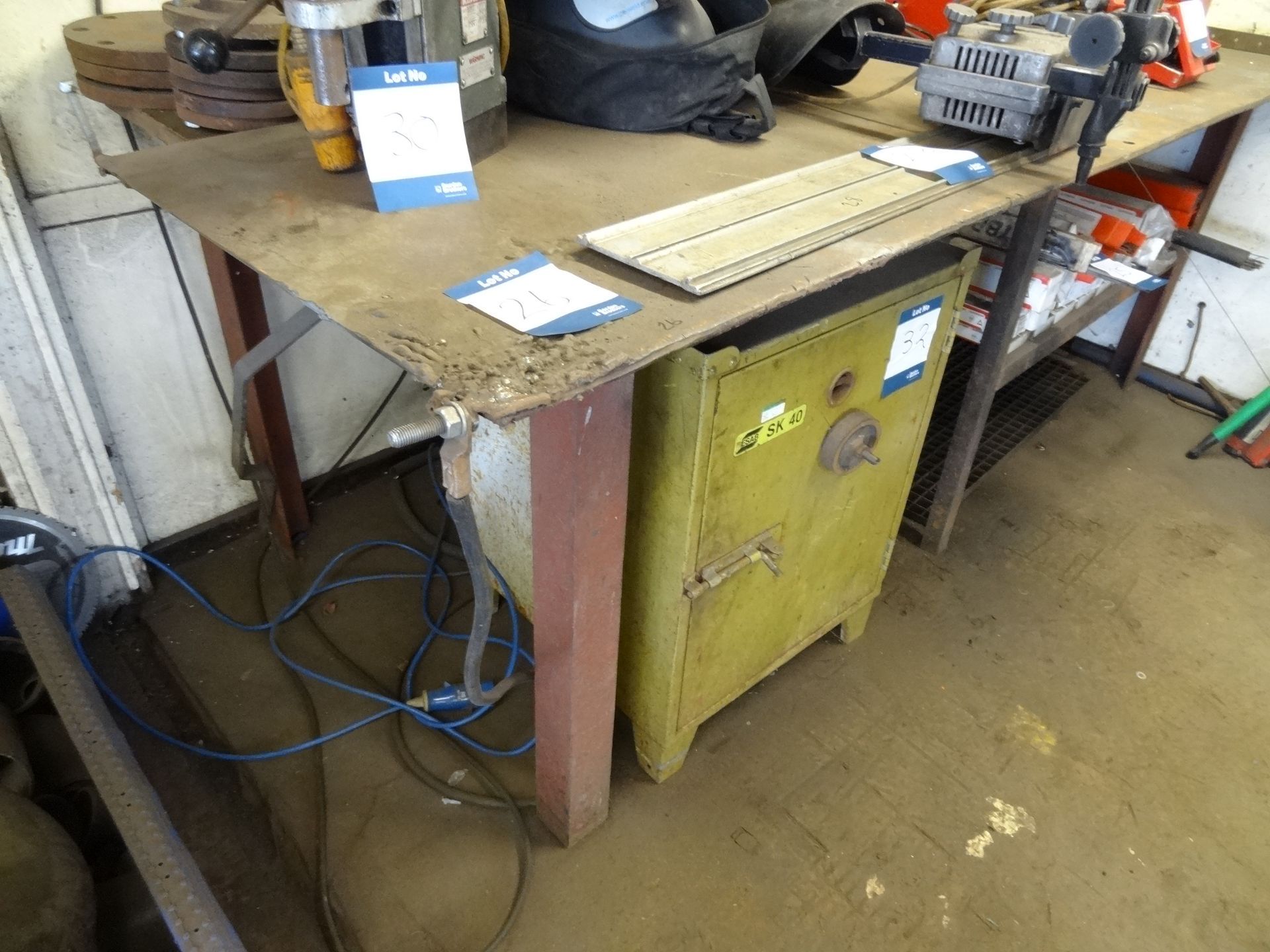 Steel welders' bench, 1500mm x 1200mm x 1000mm (Lift out charge £10 plus VAT)