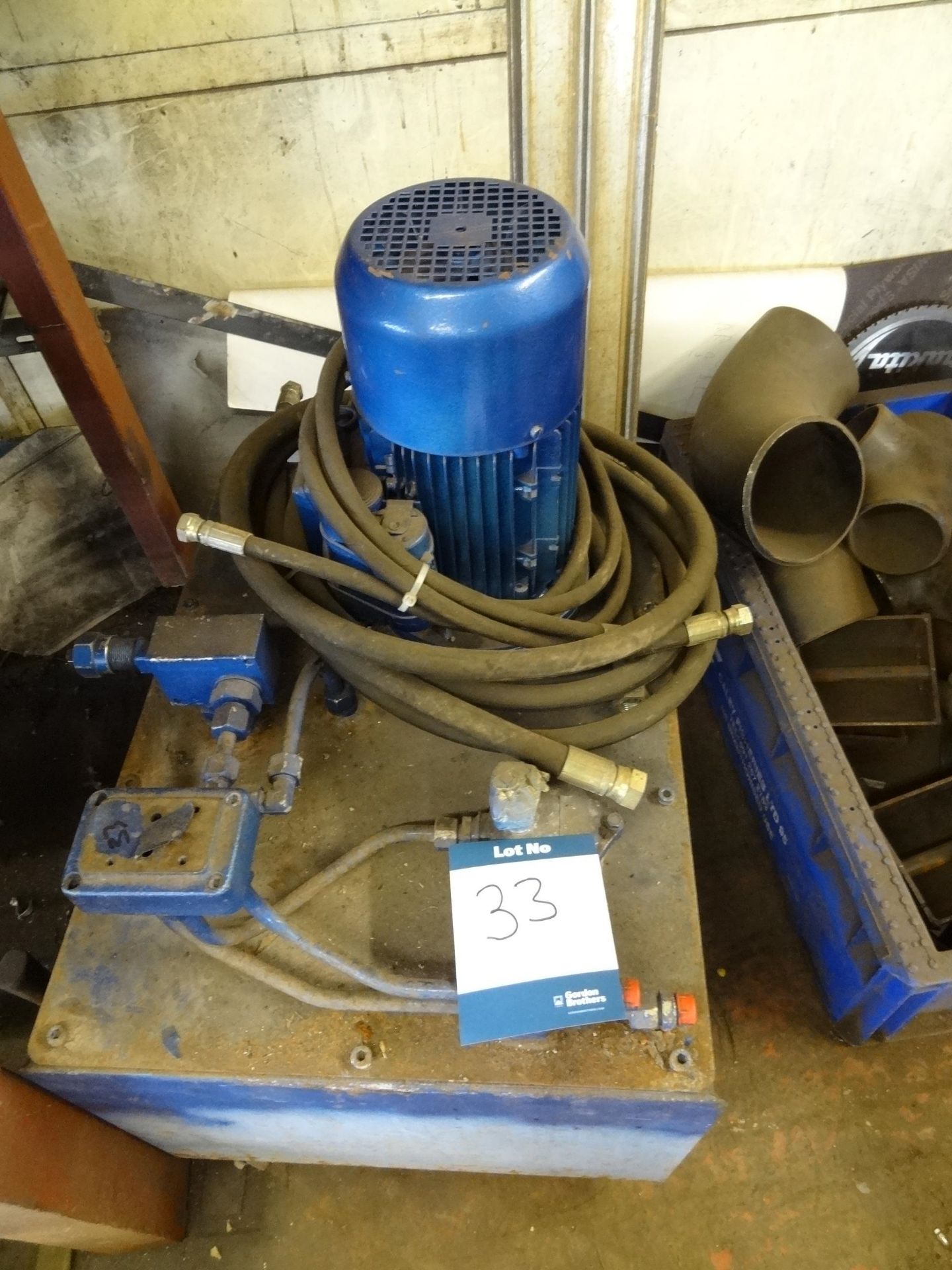 Mobile hydraulic power pack, 2.2Kw, 415v (Lift out charge £5 plus VAT)