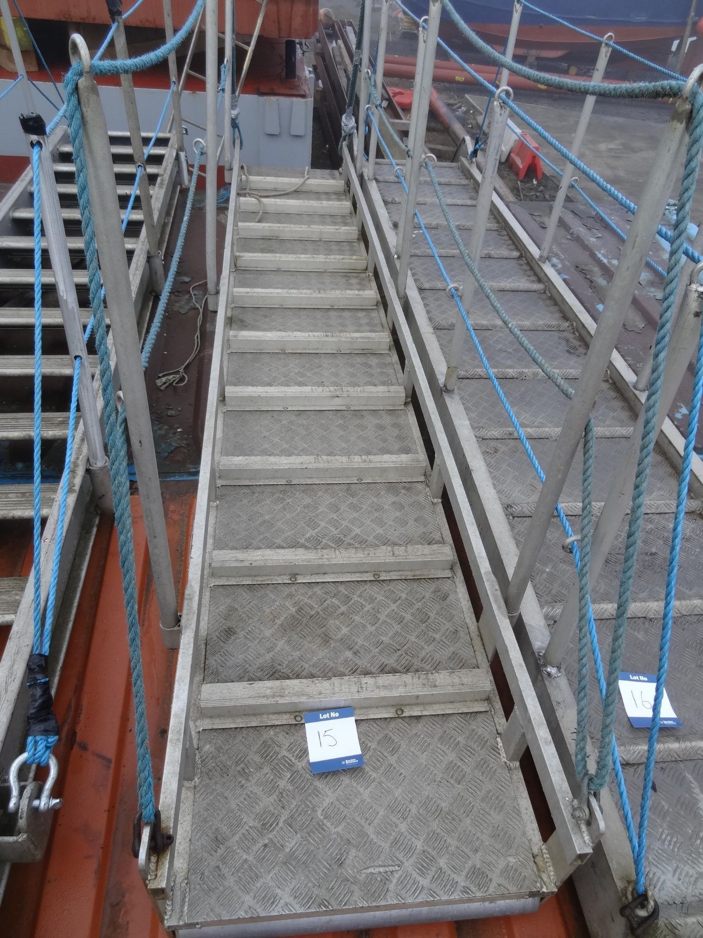 Tyne Gangway aluminium walkway, 4000mm x 900mm, 5 person (480Kg) (Lift out charge £50 plus VAT)