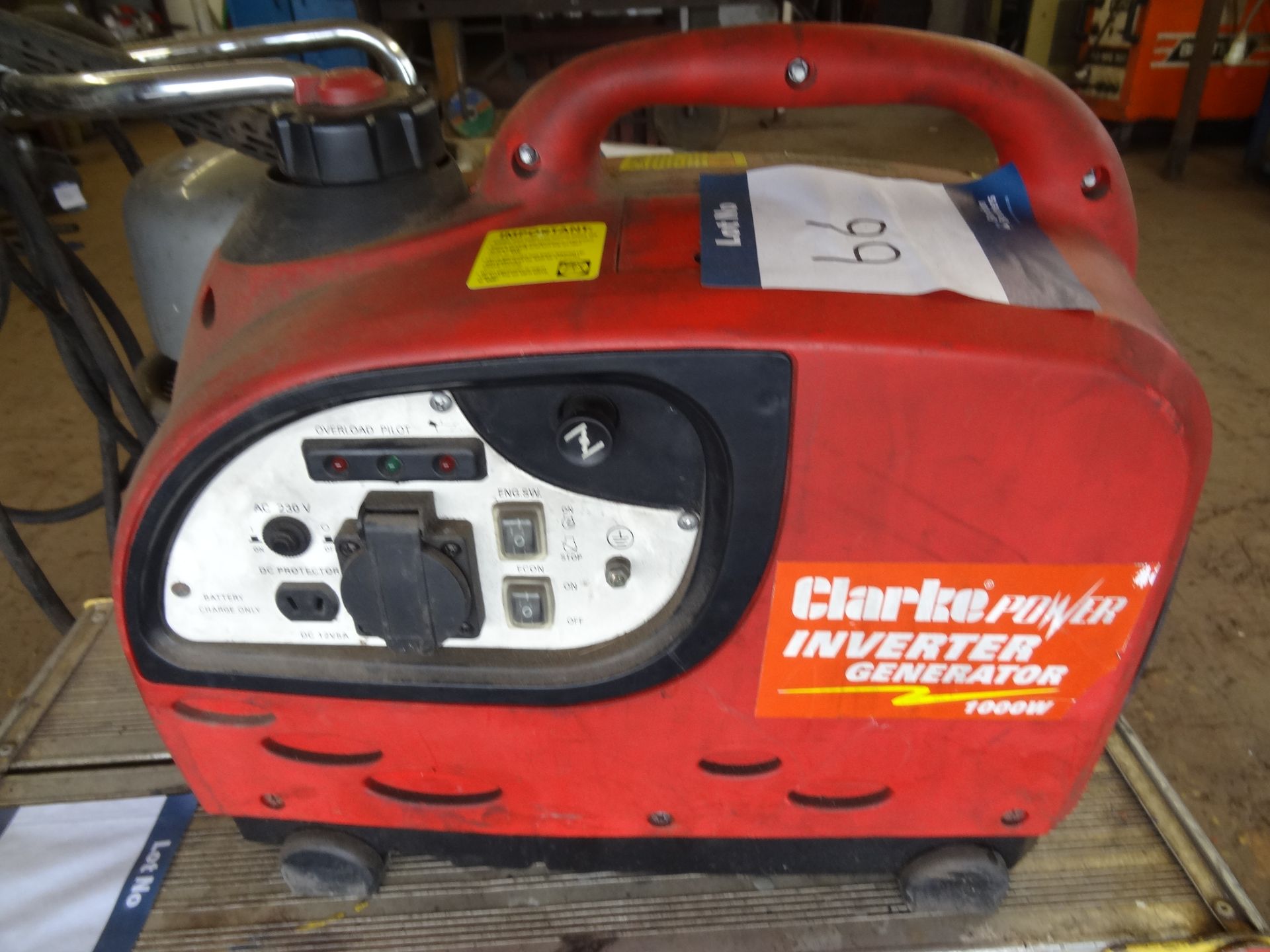 Clarke Power 1000w inverter suitcase generator (Lift out charge œ5 plus VAT)