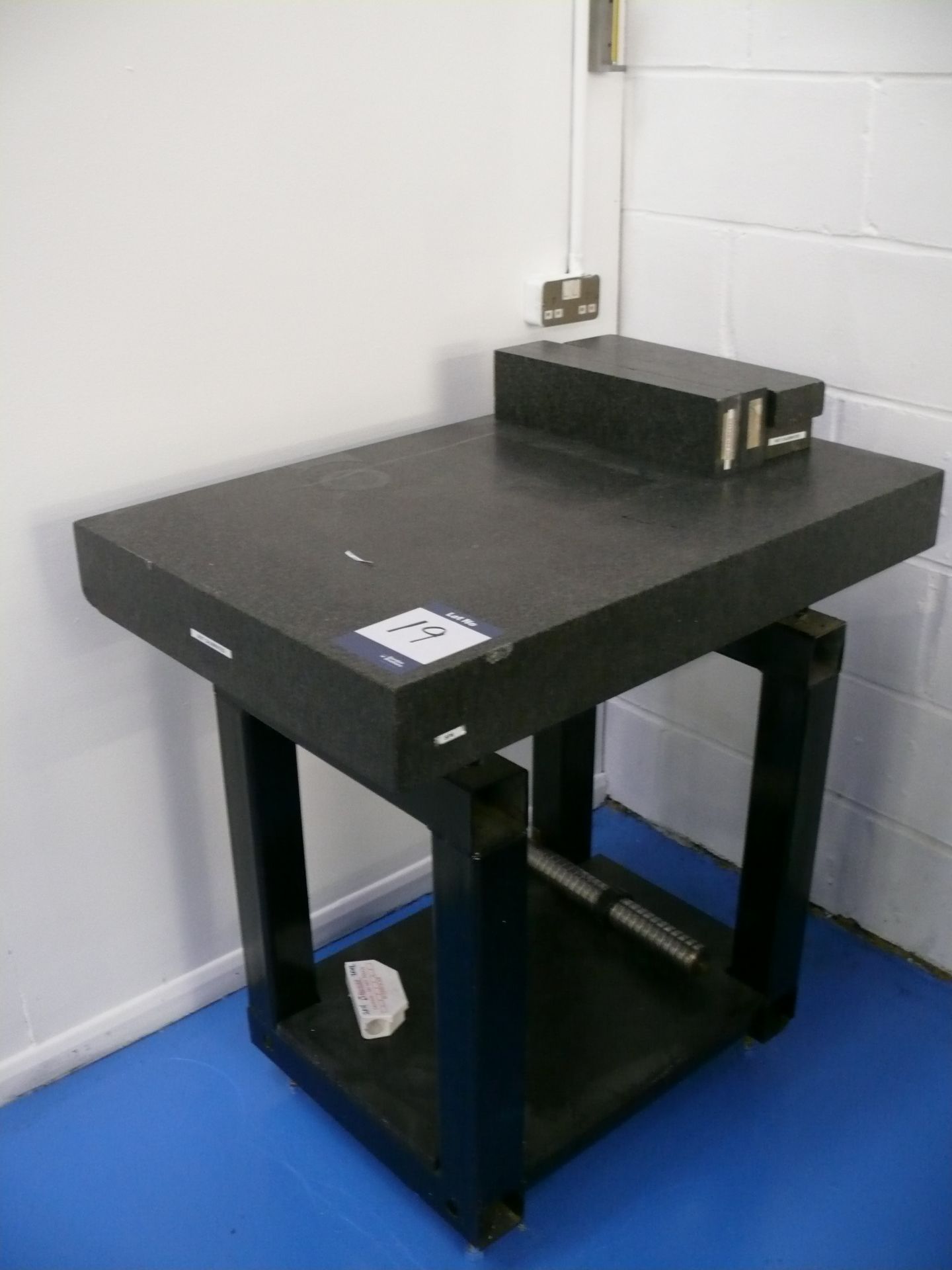 Granite inspection table, 900 x 600mm