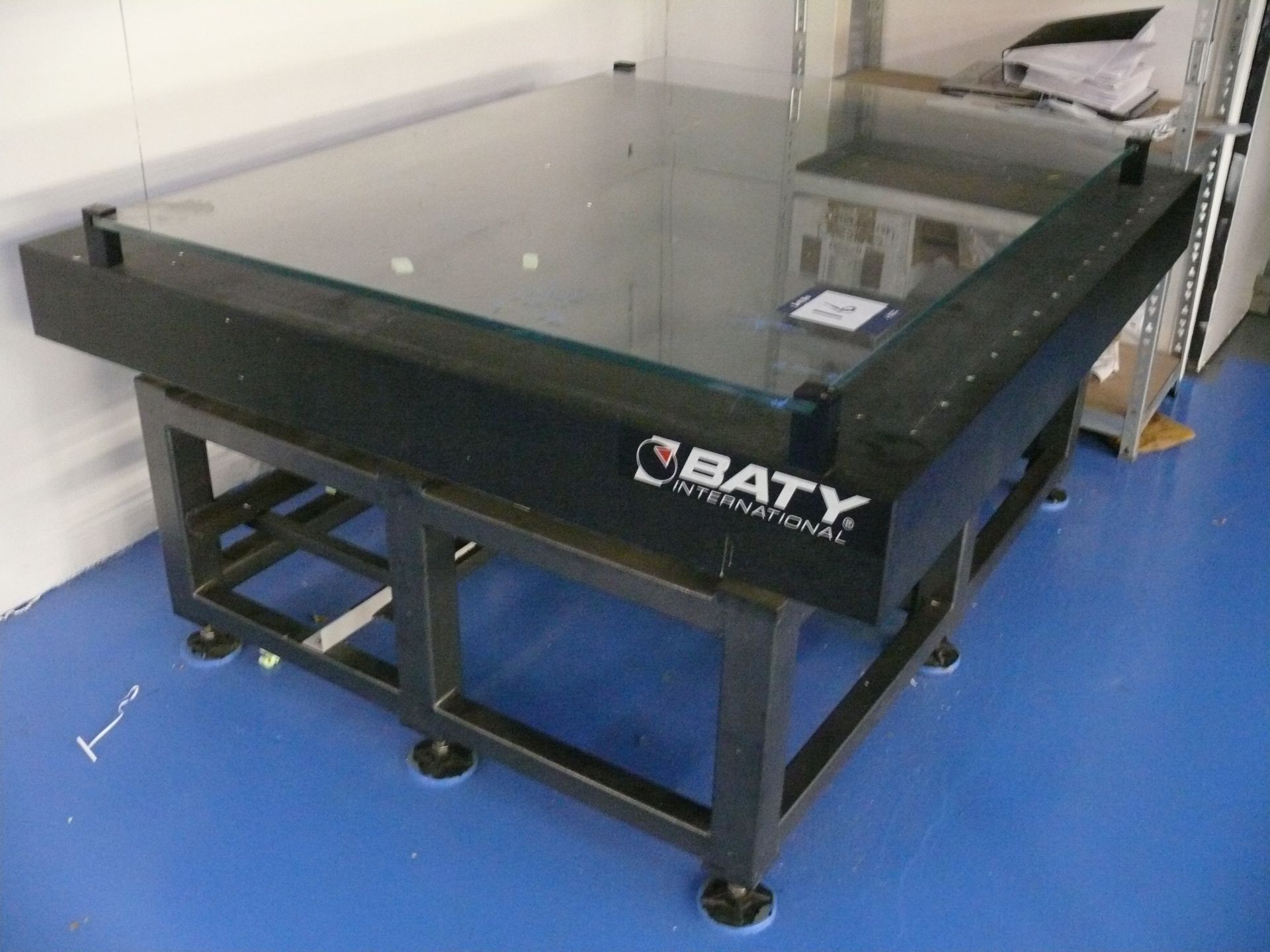 Baty Granite bed inspection table, 1600 x 1420mm with Perspex top