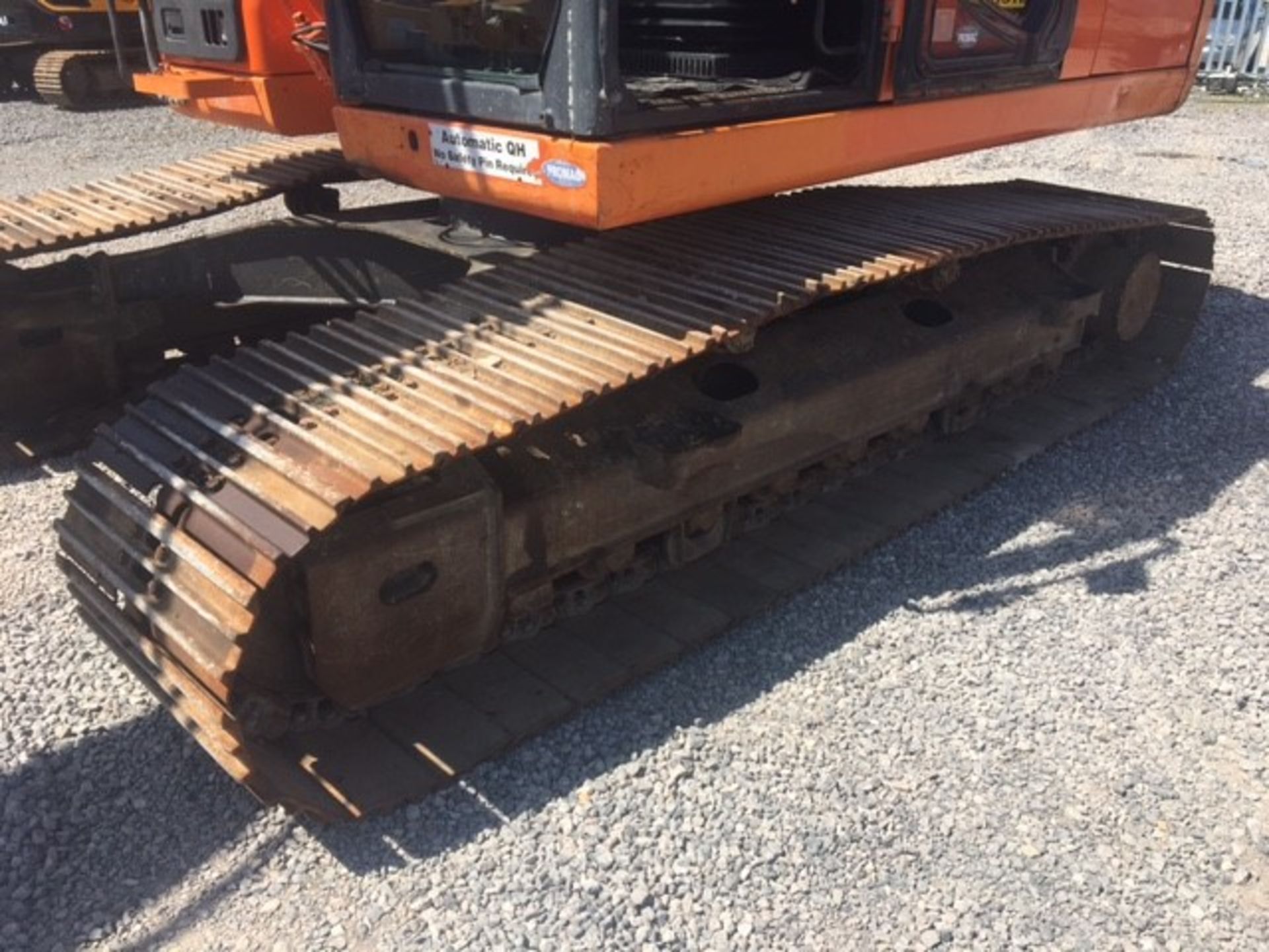 2012 Doosan DX225LC steel tracked crawler excavato - Image 8 of 21