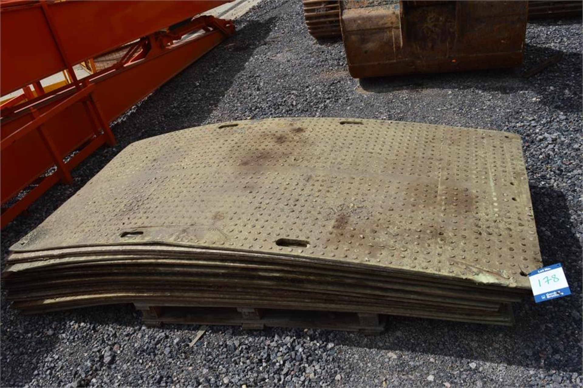 Pallet of Approx 17 x heavy duty roll mats