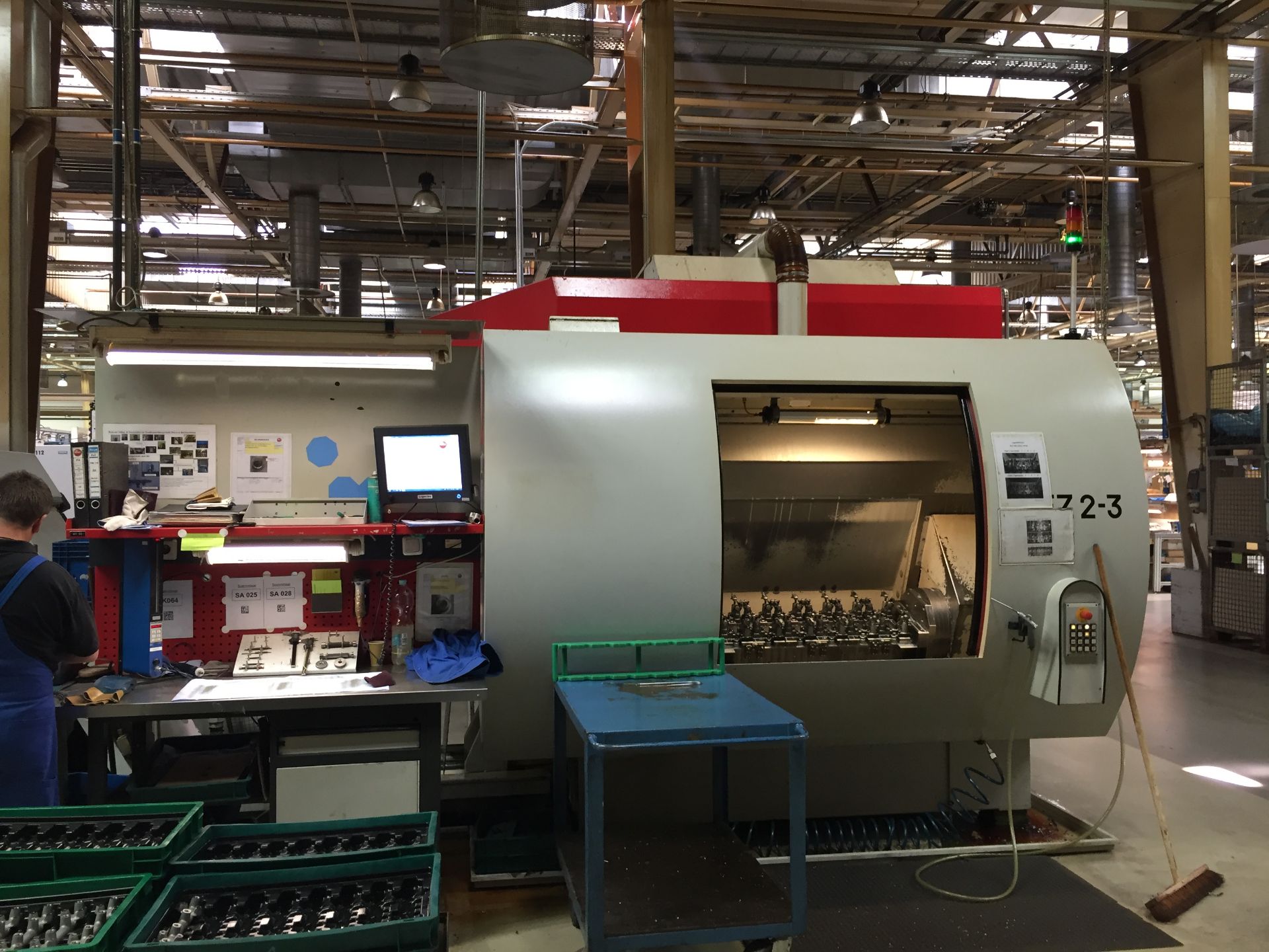 Samag MFZ 2-3 five-axis three-spindle horizontal machining centre with Siemens Siematic CNC Serial