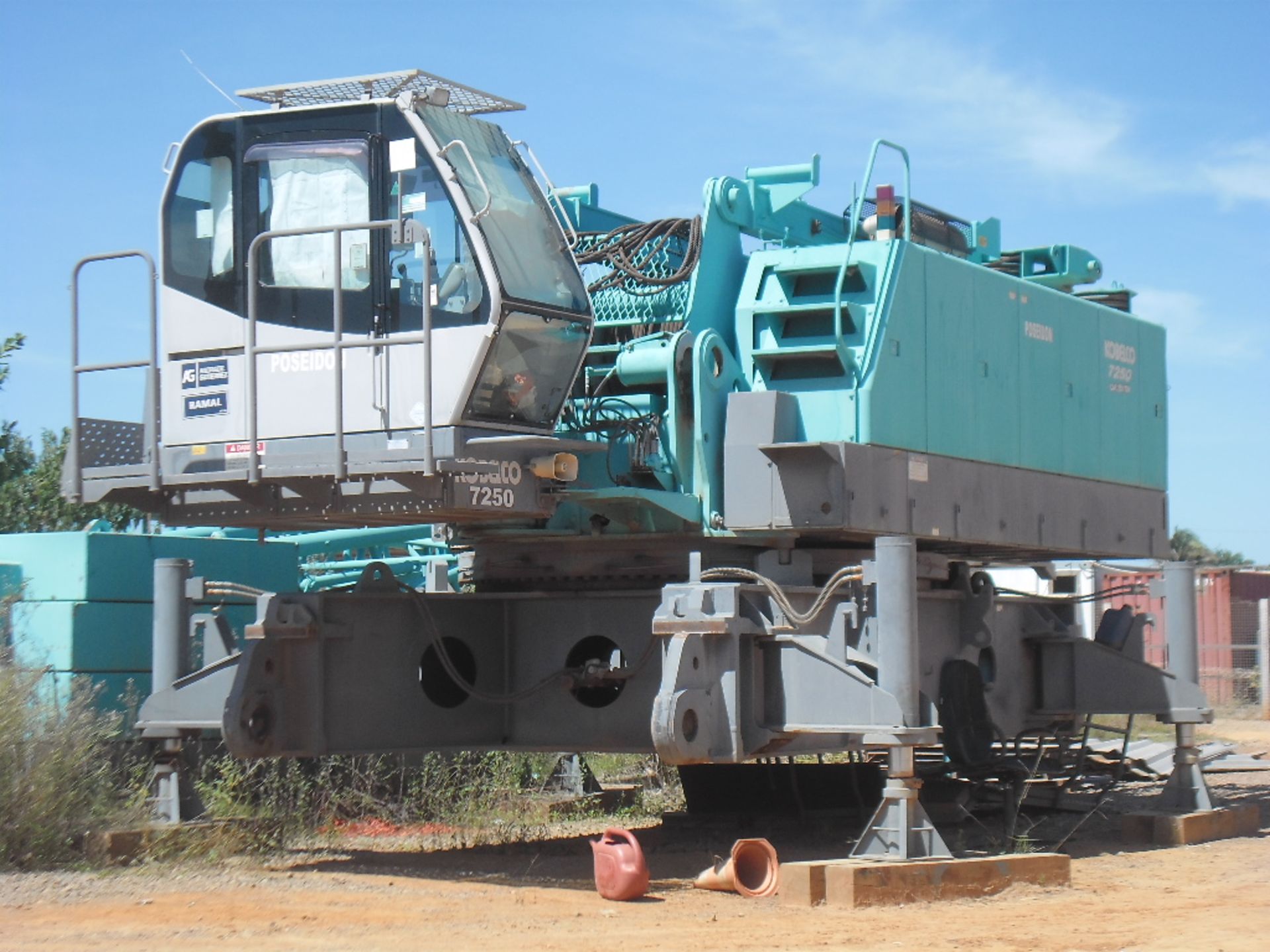 Kobelco 7250-2F 250t Crawler Crane - Image 2 of 21