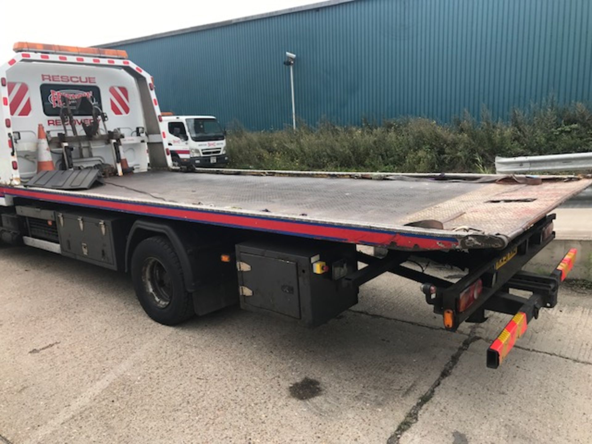 2002 Renault Midlum 10T crew cab breakdown recovery vehicle complete with winch and built in - Image 6 of 13