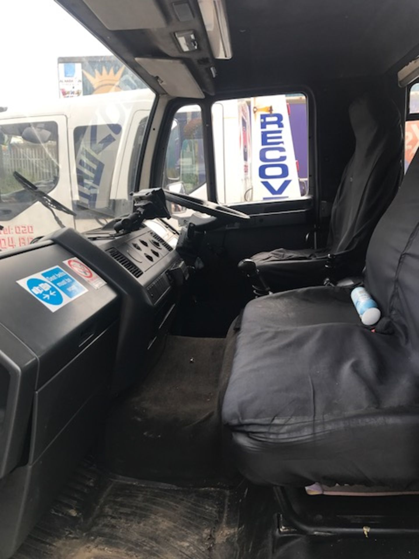 2000 Man L2000 7.5T crew cab complete with built in Garmin satnav, Vehicle converted by Whiteacrews, - Image 13 of 18