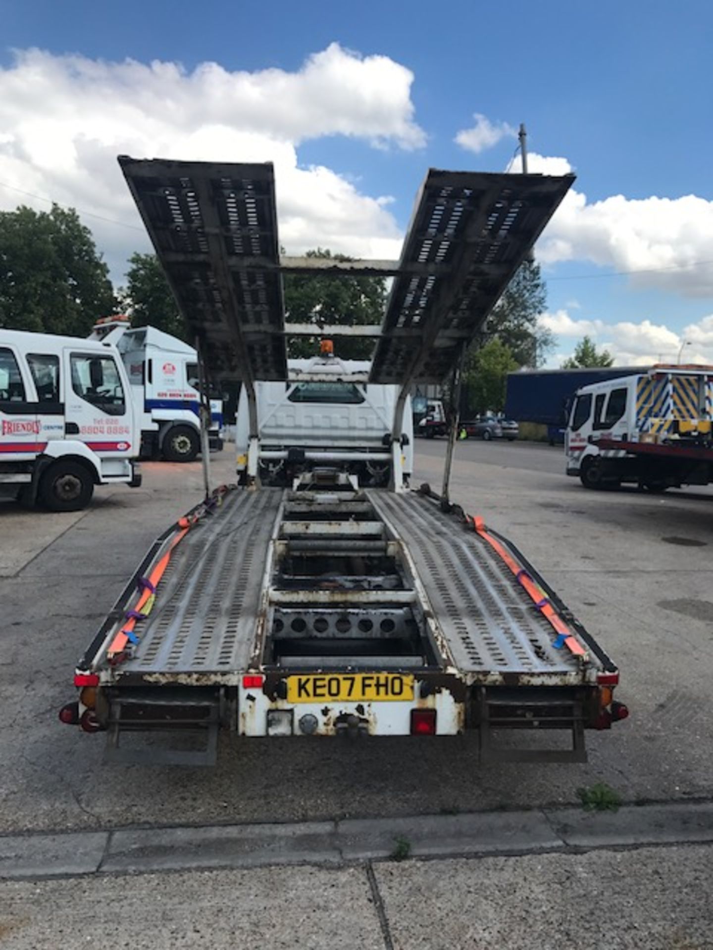 2007 Isuzu NQR 70 7.5T twin deck breakdown recovery vehicle complete with Worldwide Recovery - Image 6 of 14