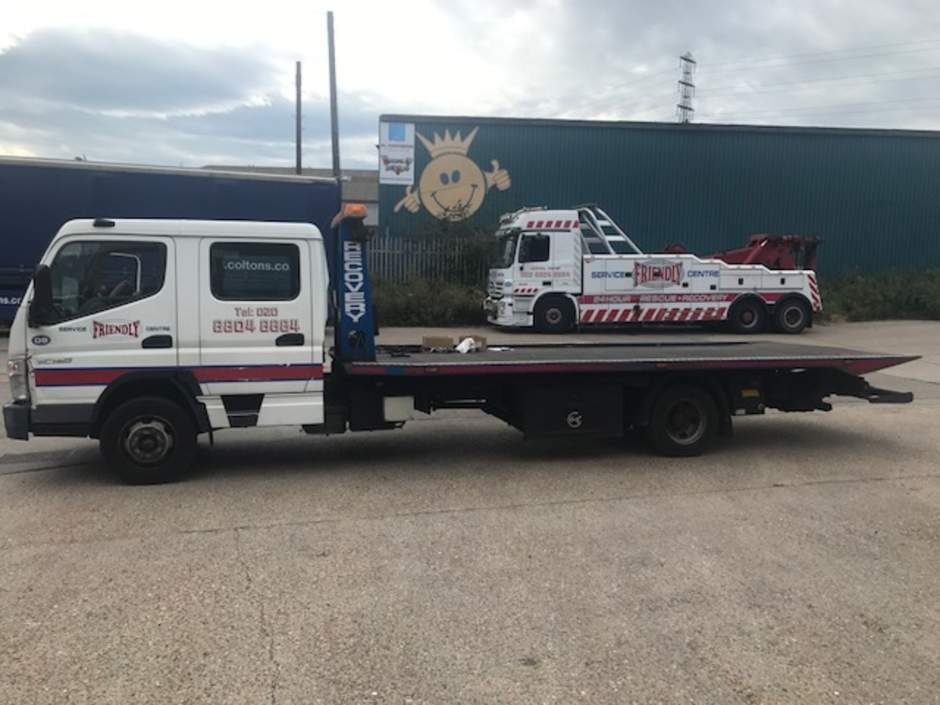 2008 Mitsubishi 7C18D 7.5T breakdown flatbed crew cab recovering vehicle complete with spec lift, - Image 4 of 13